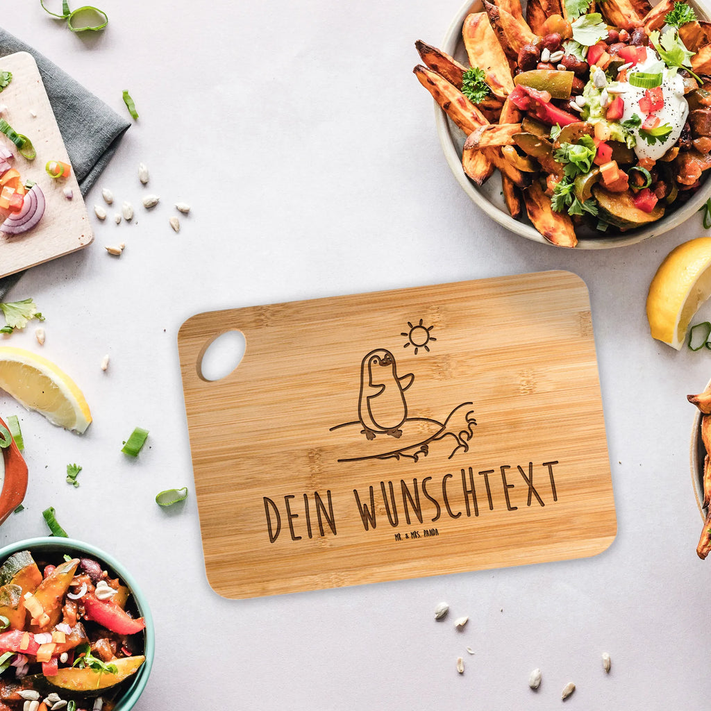 Personalisiertes Schneidebrett Pinguin Surfer Personalisiertes Schneidebrett, Schneidebrett mit Namen, Schneidebrett selbst gestalten, Schneidebrett mit Wunschtext, Personalisiertes Holzbrett, Holzbrett mit Namen, Holzbrett selbst gestalten, Holzbrett mit Wunschtext, Personalisiertes Küchenbrett, Küchenbrett mit Namen, Küchenbrett selbst gestalten, Küchenbrett mit Wunschtext, Personalisiertes Frühstücksbrett, Frühstücksbrett mit Namen, Frühstücksbrett selbst gestalten, Frühstücksbrett mit Wunschtext, Personalisiertes Hackbrett, Hackbrett mit Namen, Hackbrett selbst gestalten, Hackbrett mit Wunschtext, Personalisiertes Brett, Brett mit Namen, Brett selbst gestalten, Brett mit Wunschtext, Personalisiertes Holzbrettchen, Holzbrettchen mit Namen, Holzbrettchen selbst gestalten, Holzbrettchen mit Wunschtext, Personalisiertes Servierbrett, Servierbrett mit Namen, Servierbrett selbst gestalten, Servierbrett mit Wunschtext, Pinguin, Pinguine, surfen, Surfer, Hawaii, Urlaub, Wellen, Wellen reiten, Portugal