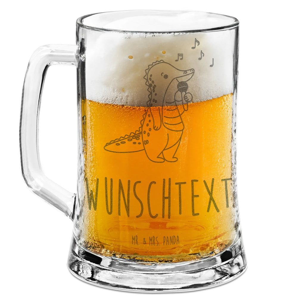 Personalisierter Gravur Bierkrug Krokodil Singen Personalisierter Bierkrug, Personalisierter Bier Krug, Personalisiertes Bierkrug Glas, Bierkrug mit Namen, Bier Krug mit Namen, Bierkrug Glas mit Namen, Vatertag, Wunschtext, Wunschname, Personalisierbar, Selbst gestalten, Geschenk, Sport, Sportart, Hobby, Schenken, Danke, Dankeschön, Auszeichnung, Gewinn, Sportler, Singen, Band, Live Auftritt, Gesang, Hobbysänger