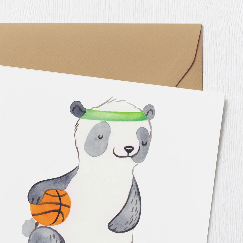 Deluxe Karte Panda Basketball Karte, Grußkarte, Klappkarte, Einladungskarte, Glückwunschkarte, Hochzeitskarte, Geburtstagskarte, Hochwertige Grußkarte, Hochwertige Klappkarte, Geschenk, Sport, Sportart, Hobby, Schenken, Danke, Dankeschön, Auszeichnung, Gewinn, Sportler, Basketball, Basketball Verein, Basketball Verband, Basketballplatz