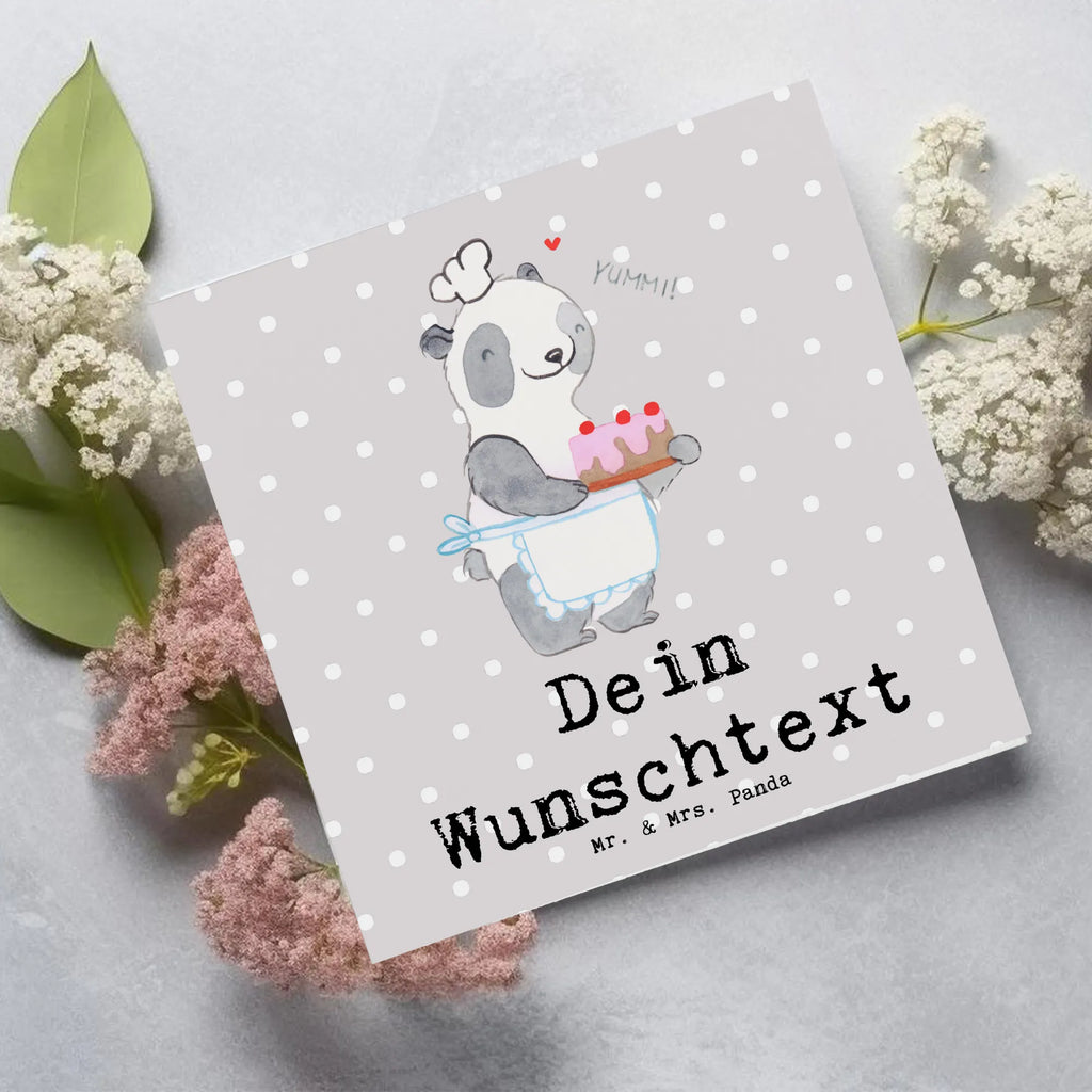 Personalisierte Deluxe Karte Bär Kochen Personalisierte Grußkarte, Personalisiertere Klappkarte, Personalisierte Einladungskarte, Personalisierte Glückwunschkarte, Personalisierte Hochzeitskarte, Personalisierte Geburtstagskarte, Grußkarte mit Namen, Grußkarte selber drucken, Grußkarte selbst gestalten, Grußkarte mit persönlichen Nachrichten, Grußkarte als Geldgeschenk, Grußkarten personalisiert, Personalisierte Karte, Geschenk, Sport, Sportart, Hobby, Schenken, Danke, Dankeschön, Auszeichnung, Gewinn, Sportler, Kochen, Hobbykoch, Hobbyköchin