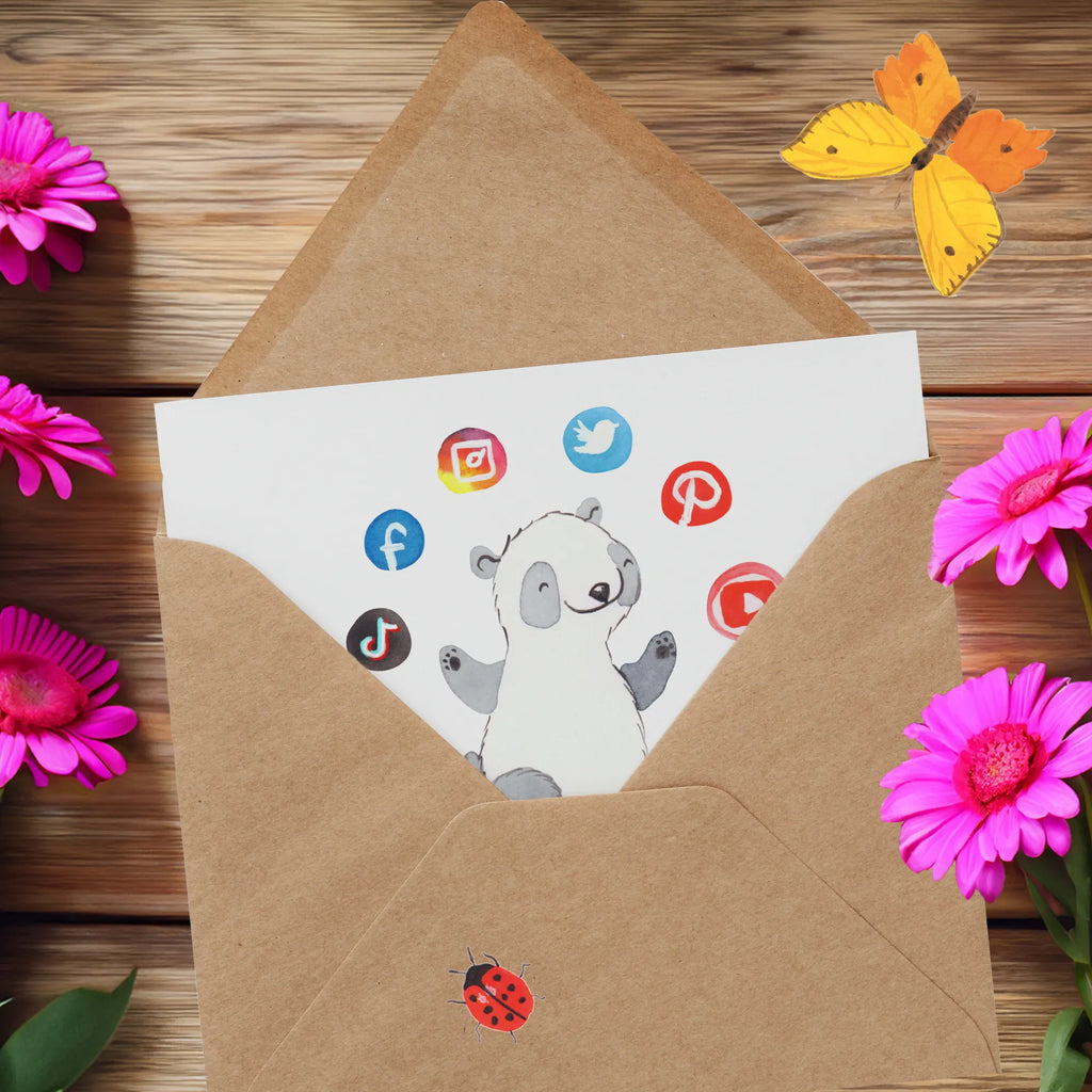 Personalisierte Deluxe Karte Social Media Manager Herz Personalisierte Grußkarte, Personalisiertere Klappkarte, Personalisierte Einladungskarte, Personalisierte Glückwunschkarte, Personalisierte Hochzeitskarte, Personalisierte Geburtstagskarte, Grußkarte mit Namen, Grußkarte selber drucken, Grußkarte selbst gestalten, Grußkarte mit persönlichen Nachrichten, Grußkarte als Geldgeschenk, Grußkarten personalisiert, Personalisierte Karte, Beruf, Ausbildung, Jubiläum, Abschied, Rente, Kollege, Kollegin, Geschenk, Schenken, Arbeitskollege, Mitarbeiter, Firma, Danke, Dankeschön