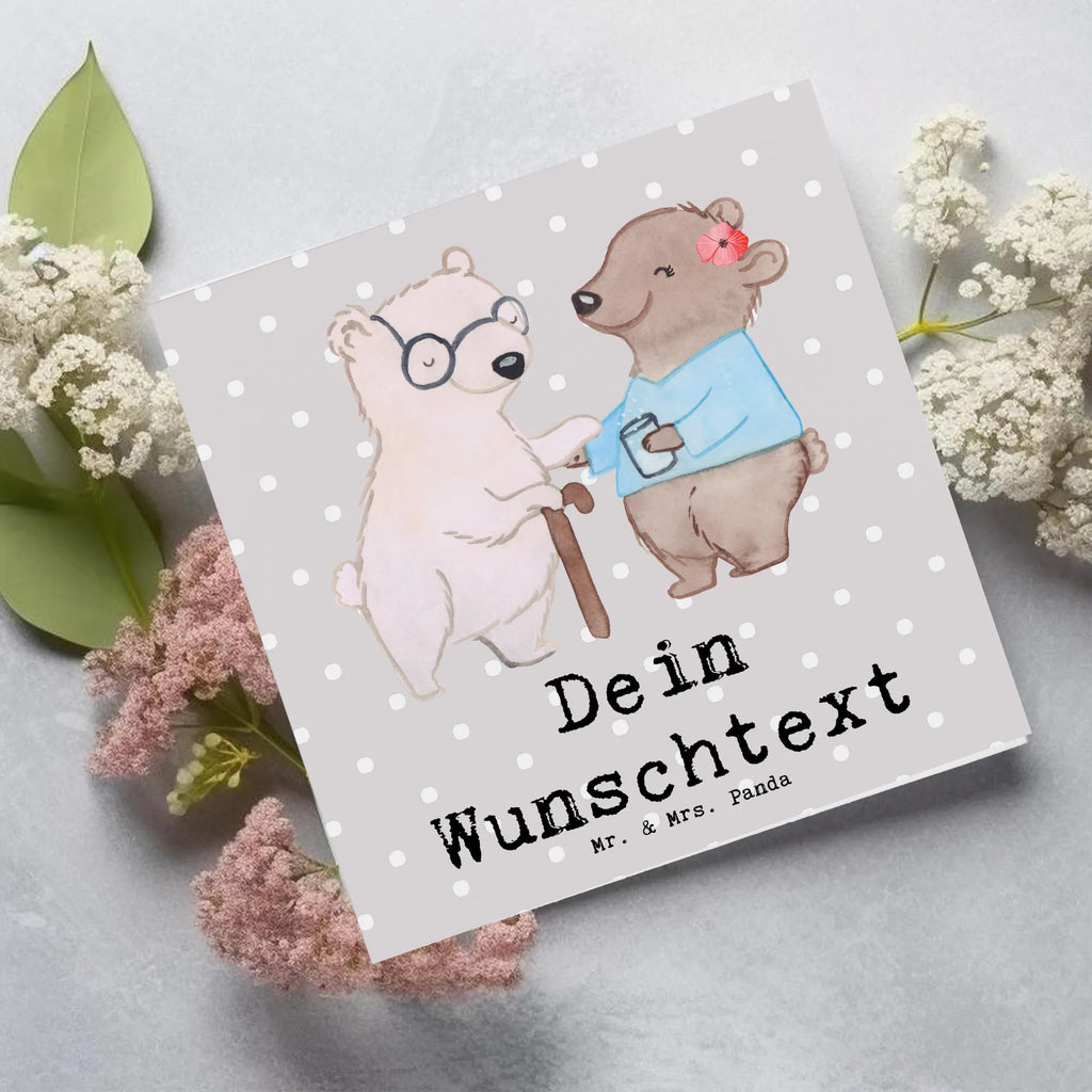 Personalisierte Deluxe Karte Altenpflegerin Herz Personalisierte Grußkarte, Personalisiertere Klappkarte, Personalisierte Einladungskarte, Personalisierte Glückwunschkarte, Personalisierte Hochzeitskarte, Personalisierte Geburtstagskarte, Grußkarte mit Namen, Grußkarte selber drucken, Grußkarte selbst gestalten, Grußkarte mit persönlichen Nachrichten, Grußkarte als Geldgeschenk, Grußkarten personalisiert, Personalisierte Karte, Beruf, Ausbildung, Jubiläum, Abschied, Rente, Kollege, Kollegin, Geschenk, Schenken, Arbeitskollege, Mitarbeiter, Firma, Danke, Dankeschön, Altenpflegerin, Pflegerin, Altenheim Eröffnung