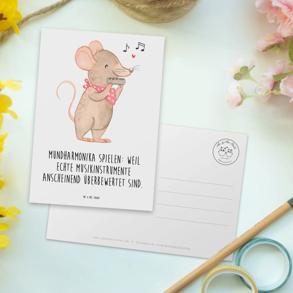 Postkarte Mundharmonika spielen: Weil echte Musikinstrumente anscheinend überbewertet sind. Postkarte, Karte, Geschenkkarte, Grußkarte, Einladung, Ansichtskarte, Geburtstagskarte, Einladungskarte, Dankeskarte, Ansichtskarten, Einladung Geburtstag, Einladungskarten Geburtstag, Instrumente, Geschenke Musiker, Musikliebhaber