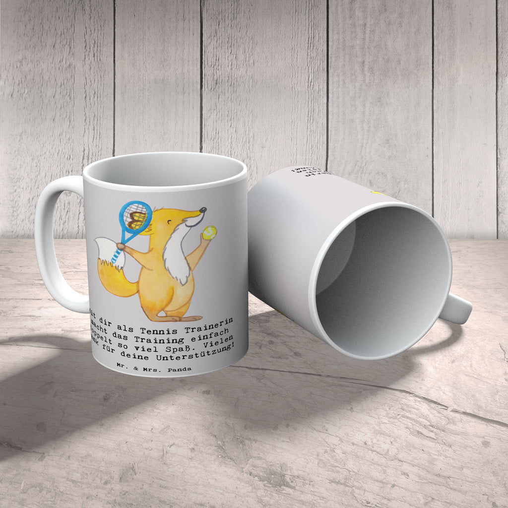 Tasse Tennis Trainerin Spaß Tasse, Kaffeetasse, Teetasse, Becher, Kaffeebecher, Teebecher, Keramiktasse, Porzellantasse, Büro Tasse, Geschenk Tasse, Tasse Sprüche, Tasse Motive, Kaffeetassen, Tasse bedrucken, Designer Tasse, Cappuccino Tassen, Schöne Teetassen, Geschenk, Sport, Sportart, Hobby, Schenken, Danke, Dankeschön, Auszeichnung, Gewinn, Sportler