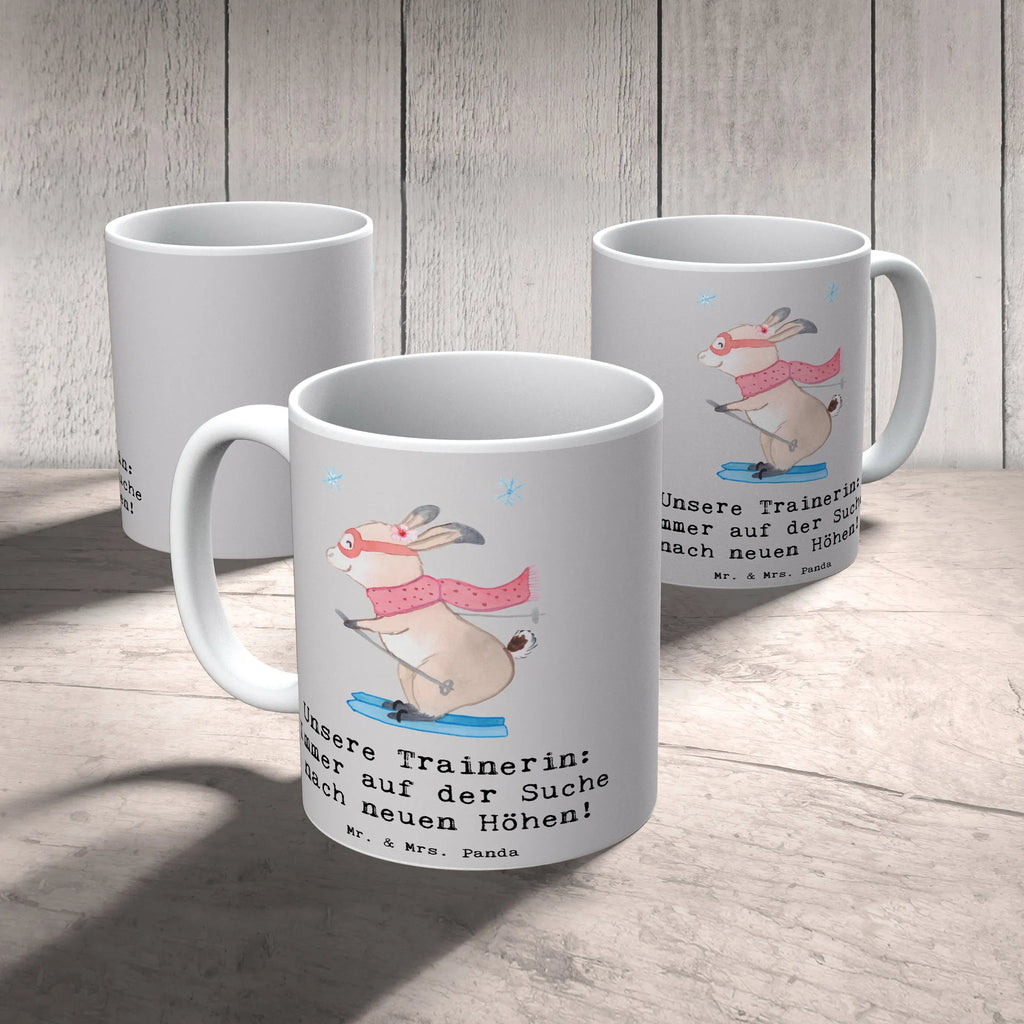 Tasse Skispringen Trainerin Tasse, Kaffeetasse, Teetasse, Becher, Kaffeebecher, Teebecher, Keramiktasse, Porzellantasse, Büro Tasse, Geschenk Tasse, Tasse Sprüche, Tasse Motive, Kaffeetassen, Tasse bedrucken, Designer Tasse, Cappuccino Tassen, Schöne Teetassen, Geschenk, Sport, Sportart, Hobby, Schenken, Danke, Dankeschön, Auszeichnung, Gewinn, Sportler