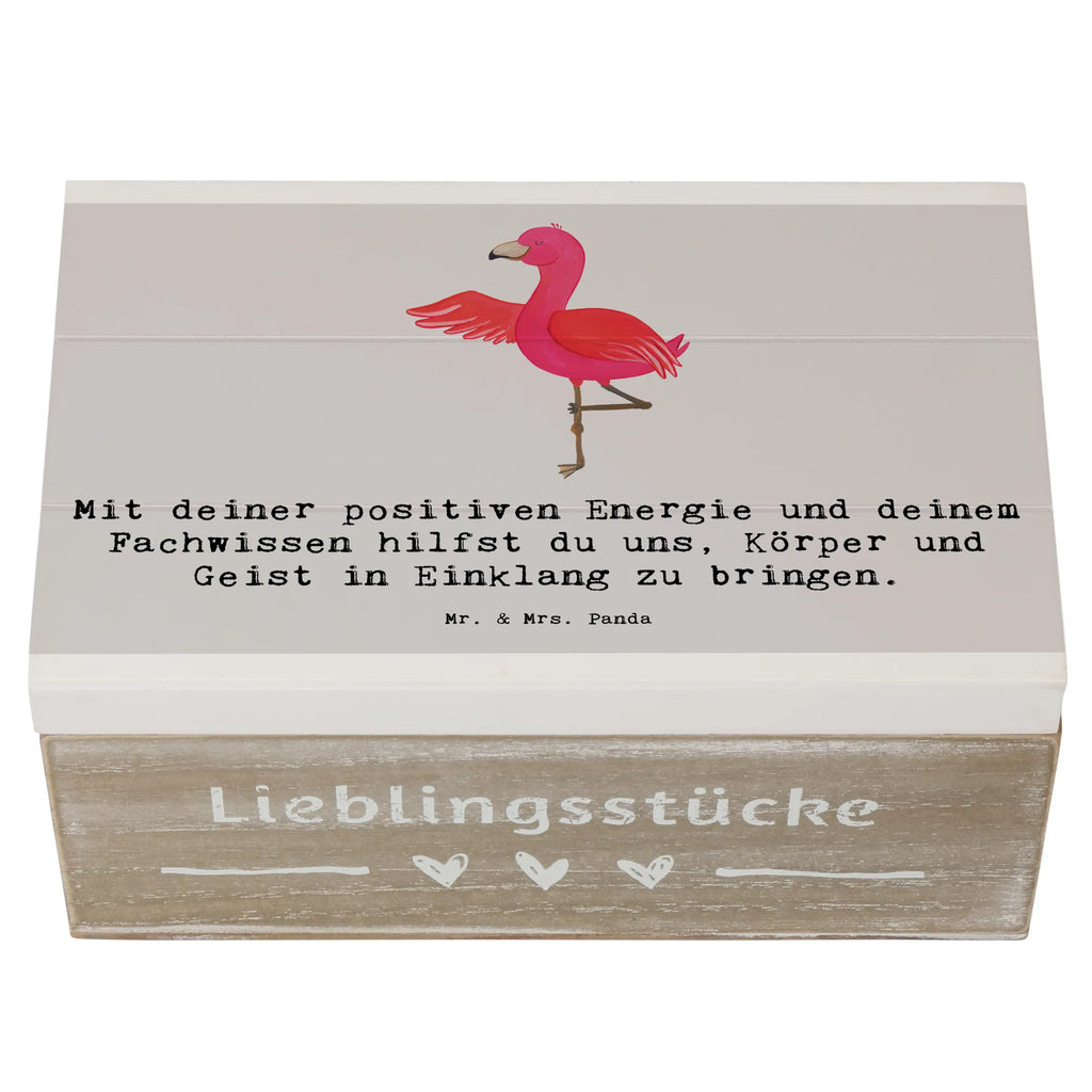 Holzkiste Yoga Trainerin Harmonie Holzkiste, Kiste, Schatzkiste, Truhe, Schatulle, XXL, Erinnerungsbox, Erinnerungskiste, Dekokiste, Aufbewahrungsbox, Geschenkbox, Geschenkdose, Geschenk, Sport, Sportart, Hobby, Schenken, Danke, Dankeschön, Auszeichnung, Gewinn, Sportler