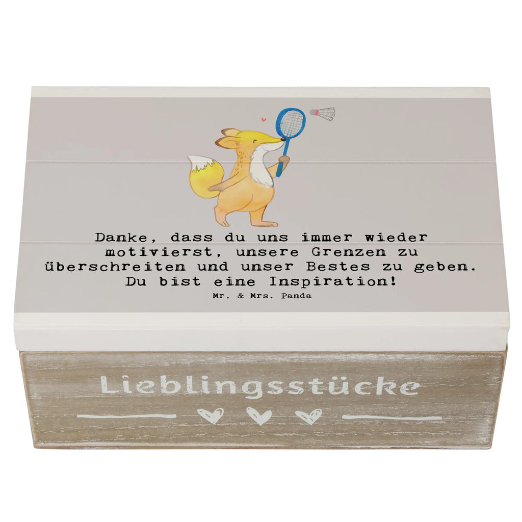 Holzkiste Badminton Trainerin Inspiration Holzkiste, Kiste, Schatzkiste, Truhe, Schatulle, XXL, Erinnerungsbox, Erinnerungskiste, Dekokiste, Aufbewahrungsbox, Geschenkbox, Geschenkdose, Geschenk, Sport, Sportart, Hobby, Schenken, Danke, Dankeschön, Auszeichnung, Gewinn, Sportler