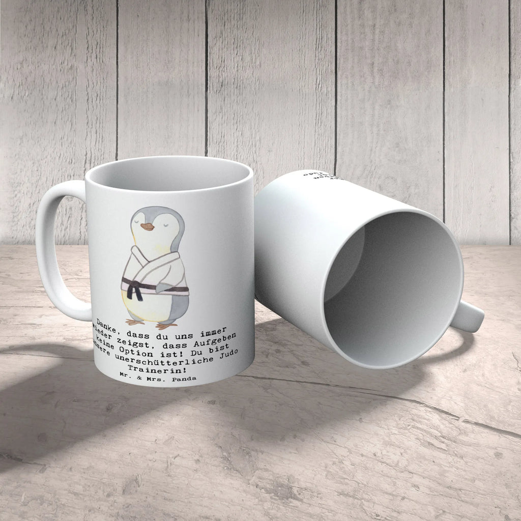 Tasse Unerschütterliche Judo Trainerin Tasse, Kaffeetasse, Teetasse, Becher, Kaffeebecher, Teebecher, Keramiktasse, Porzellantasse, Büro Tasse, Geschenk Tasse, Tasse Sprüche, Tasse Motive, Kaffeetassen, Tasse bedrucken, Designer Tasse, Cappuccino Tassen, Schöne Teetassen, Geschenk, Sport, Sportart, Hobby, Schenken, Danke, Dankeschön, Auszeichnung, Gewinn, Sportler