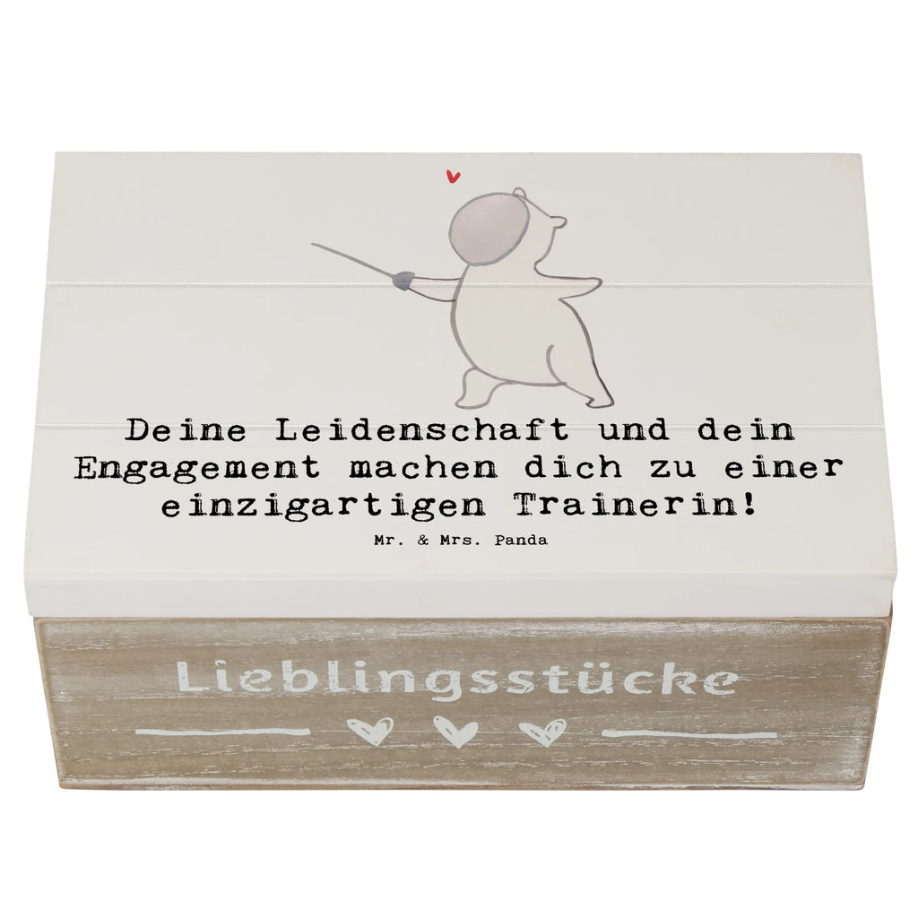 Holzkiste Fechten Trainerin Einzigartig Holzkiste, Kiste, Schatzkiste, Truhe, Schatulle, XXL, Erinnerungsbox, Erinnerungskiste, Dekokiste, Aufbewahrungsbox, Geschenkbox, Geschenkdose, Geschenk, Sport, Sportart, Hobby, Schenken, Danke, Dankeschön, Auszeichnung, Gewinn, Sportler