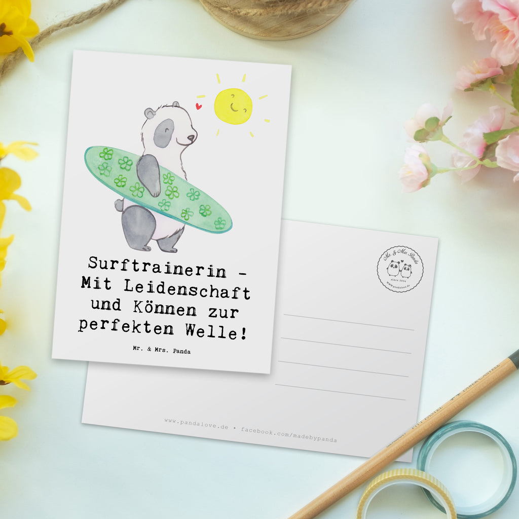 Postkarte Surfen Trainerin Postkarte, Karte, Geschenkkarte, Grußkarte, Einladung, Ansichtskarte, Geburtstagskarte, Einladungskarte, Dankeskarte, Ansichtskarten, Einladung Geburtstag, Einladungskarten Geburtstag, Geschenk, Sport, Sportart, Hobby, Schenken, Danke, Dankeschön, Auszeichnung, Gewinn, Sportler