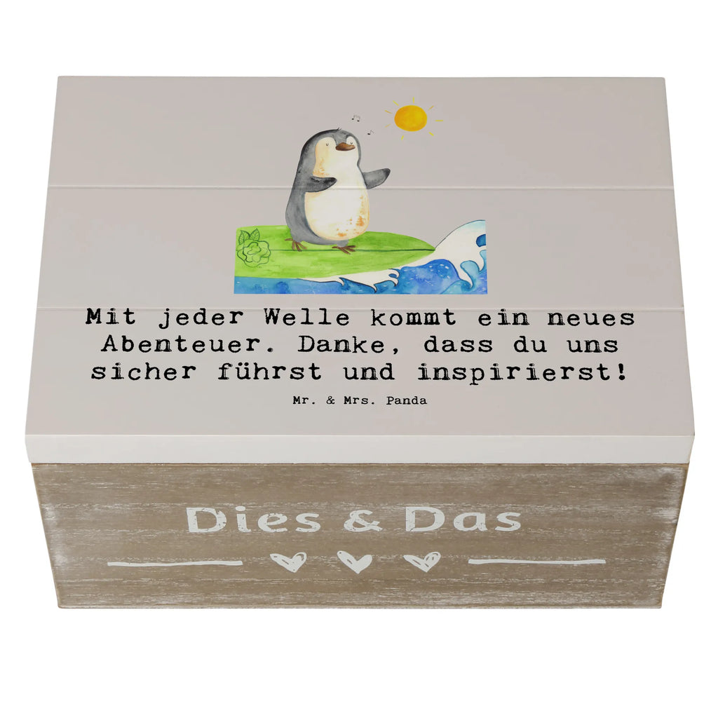 Holzkiste Surfen Trainerin Abenteuer Holzkiste, Kiste, Schatzkiste, Truhe, Schatulle, XXL, Erinnerungsbox, Erinnerungskiste, Dekokiste, Aufbewahrungsbox, Geschenkbox, Geschenkdose, Geschenk, Sport, Sportart, Hobby, Schenken, Danke, Dankeschön, Auszeichnung, Gewinn, Sportler