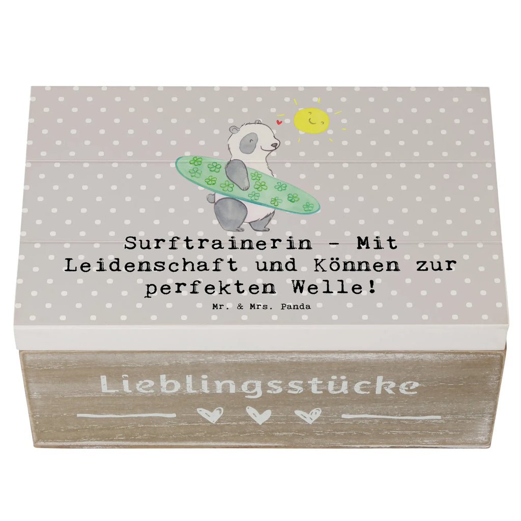 Holzkiste Surfen Trainerin Holzkiste, Kiste, Schatzkiste, Truhe, Schatulle, XXL, Erinnerungsbox, Erinnerungskiste, Dekokiste, Aufbewahrungsbox, Geschenkbox, Geschenkdose, Geschenk, Sport, Sportart, Hobby, Schenken, Danke, Dankeschön, Auszeichnung, Gewinn, Sportler