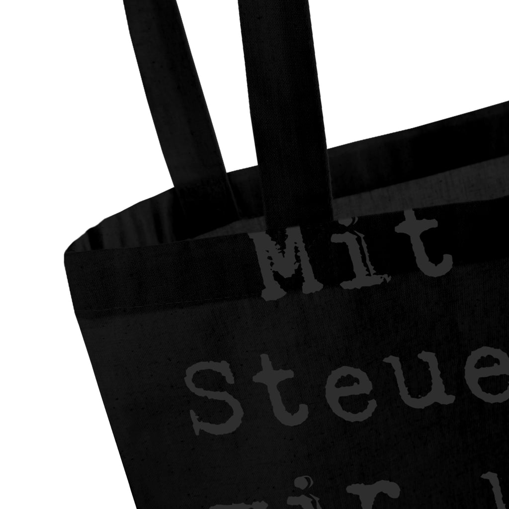 Tragetasche Mit dir am Steuer fühlen wir uns immer gut aufgehoben. Danke für deine Zuverlässigkeit! Beuteltasche, Beutel, Einkaufstasche, Jutebeutel, Stoffbeutel, Tasche, Shopper, Umhängetasche, Strandtasche, Schultertasche, Stofftasche, Tragetasche, Badetasche, Jutetasche, Einkaufstüte, Laptoptasche