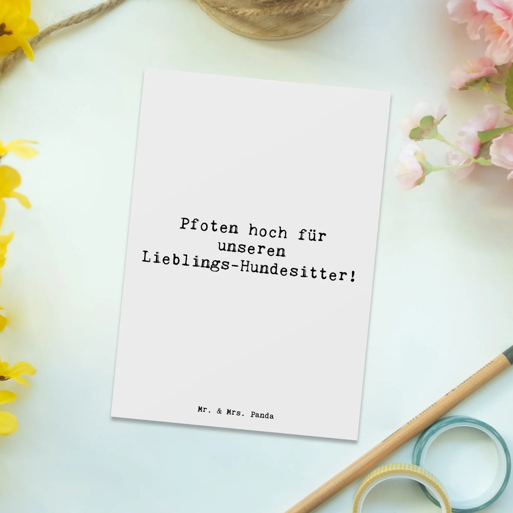 Postkarte Pfoten hoch für unseren Lieblings-Hundesitter! Postkarte, Karte, Geschenkkarte, Grußkarte, Einladung, Ansichtskarte, Geburtstagskarte, Einladungskarte, Dankeskarte, Ansichtskarten, Einladung Geburtstag, Einladungskarten Geburtstag