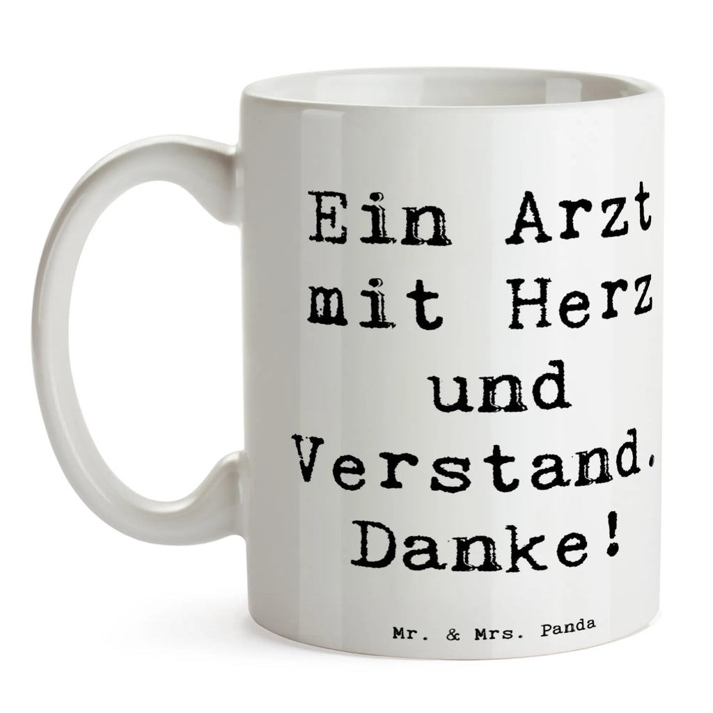 Tasse Spruch Arzt mit Herz Tasse, Kaffeetasse, Teetasse, Becher, Kaffeebecher, Teebecher, Keramiktasse, Porzellantasse, Büro Tasse, Geschenk Tasse, Tasse Sprüche, Tasse Motive, Kaffeetassen, Tasse bedrucken, Designer Tasse, Cappuccino Tassen, Schöne Teetassen