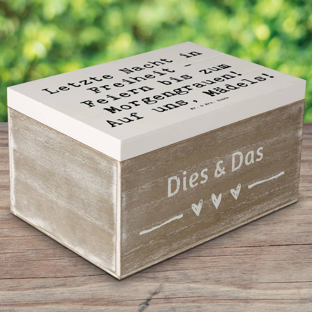 Holzkiste Spruch Junggesellinnenabschied Feiern Holzkiste, Kiste, Schatzkiste, Truhe, Schatulle, XXL, Erinnerungsbox, Erinnerungskiste, Dekokiste, Aufbewahrungsbox, Geschenkbox, Geschenkdose, Hochzeit, Hochzeitsgeschenk, Ehe, Hochzeitsfeier, Trauung, Trauungsgeschenk, Hochzeitskarte, Verlobungsfeier, Verlobungsgeschenk, Hochzeitsgeschenkideen, Hochzeitsgeschenke für Brautpaar