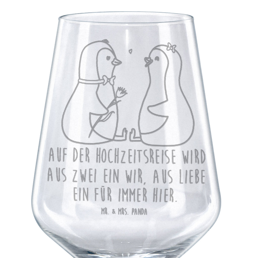 Rotwein Glas Auf der Hochzeitsreise wird aus Zwei ein Wir, aus Liebe ein für immer hier. Rotweinglas, Weinglas, Rotwein Glas, Weinglas mit Gravur, Geschenk für Weinliebhaber, Spülmaschinenfeste Weingläser, Hochwertige Weinaccessoires, Hochzeit, Hochzeitsgeschenk, Ehe, Hochzeitsfeier, Trauung, Trauungsgeschenk, Hochzeitskarte, Verlobungsfeier, Verlobungsgeschenk, Hochzeitsgeschenkideen, Hochzeitsgeschenke für Brautpaar