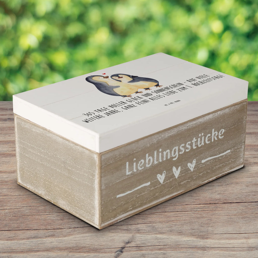 Holzkiste 1. Hochzeitstag Papierhochzeit Holzkiste, Kiste, Schatzkiste, Truhe, Schatulle, XXL, Erinnerungsbox, Erinnerungskiste, Dekokiste, Aufbewahrungsbox, Geschenkbox, Geschenkdose, Hochzeit, Hochzeitsgeschenk, Ehe, Hochzeitsfeier, Trauung, Trauungsgeschenk, Hochzeitskarte, Verlobungsfeier, Verlobungsgeschenk, Hochzeitsgeschenkideen, Hochzeitsgeschenke für Brautpaar