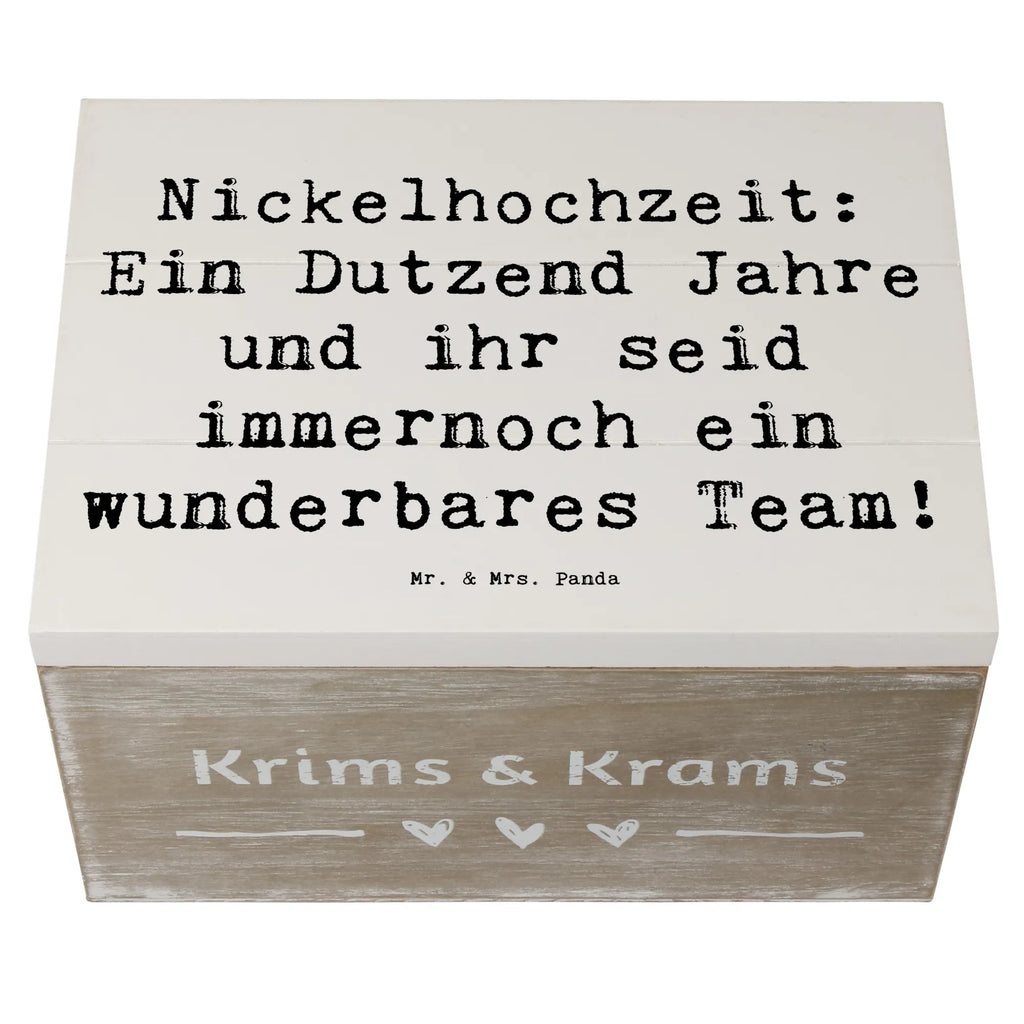 Holzkiste Spruch 12. Hochzeitstag Nickelhochzeit Holzkiste, Kiste, Schatzkiste, Truhe, Schatulle, XXL, Erinnerungsbox, Erinnerungskiste, Dekokiste, Aufbewahrungsbox, Geschenkbox, Geschenkdose, Hochzeit, Hochzeitsgeschenk, Ehe, Hochzeitsfeier, Trauung, Trauungsgeschenk, Hochzeitskarte, Verlobungsfeier, Verlobungsgeschenk, Hochzeitsgeschenkideen, Hochzeitsgeschenke für Brautpaar