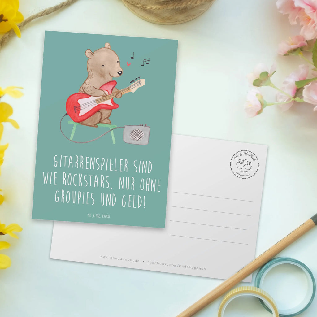 Postkarte Gitarre Helden Postkarte, Karte, Geschenkkarte, Grußkarte, Einladung, Ansichtskarte, Geburtstagskarte, Einladungskarte, Dankeskarte, Ansichtskarten, Einladung Geburtstag, Einladungskarten Geburtstag, Instrumente, Geschenke Musiker, Musikliebhaber