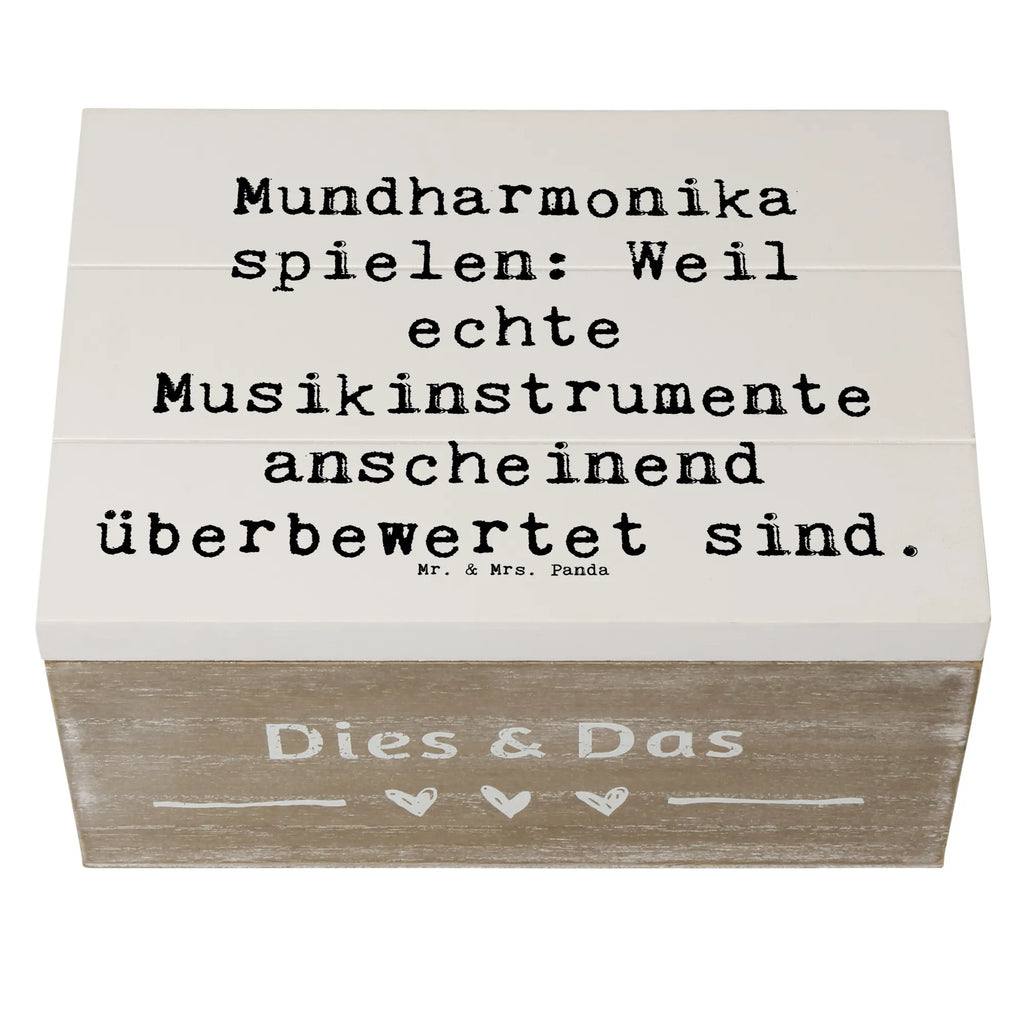 Holzkiste Spruch Mundharmonika spielen: Weil echte Musikinstrumente anscheinend überbewertet sind. Holzkiste, Kiste, Schatzkiste, Truhe, Schatulle, XXL, Erinnerungsbox, Erinnerungskiste, Dekokiste, Aufbewahrungsbox, Geschenkbox, Geschenkdose, Instrumente, Geschenke Musiker, Musikliebhaber