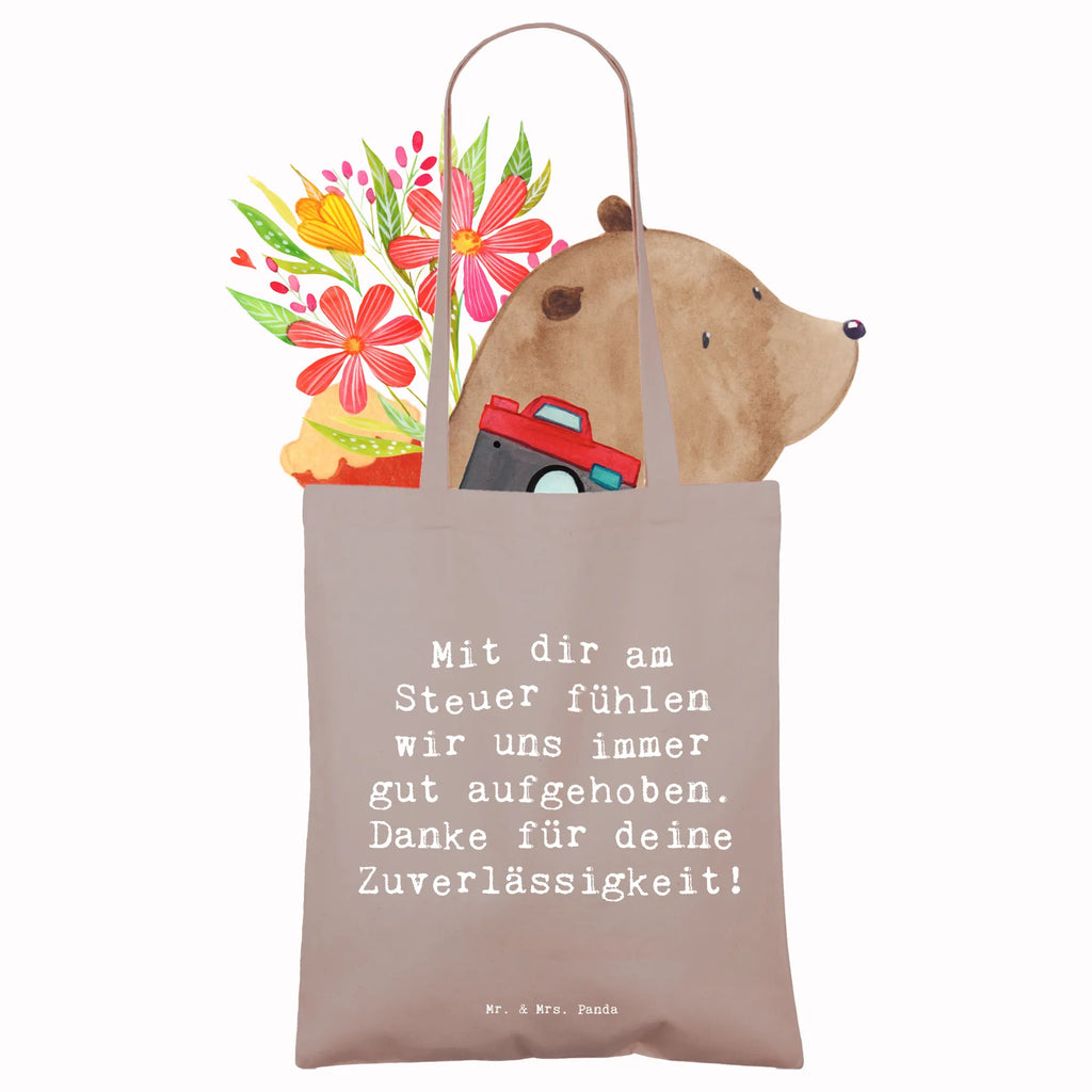 Tragetasche Mit dir am Steuer fühlen wir uns immer gut aufgehoben. Danke für deine Zuverlässigkeit! Beuteltasche, Beutel, Einkaufstasche, Jutebeutel, Stoffbeutel, Tasche, Shopper, Umhängetasche, Strandtasche, Schultertasche, Stofftasche, Tragetasche, Badetasche, Jutetasche, Einkaufstüte, Laptoptasche