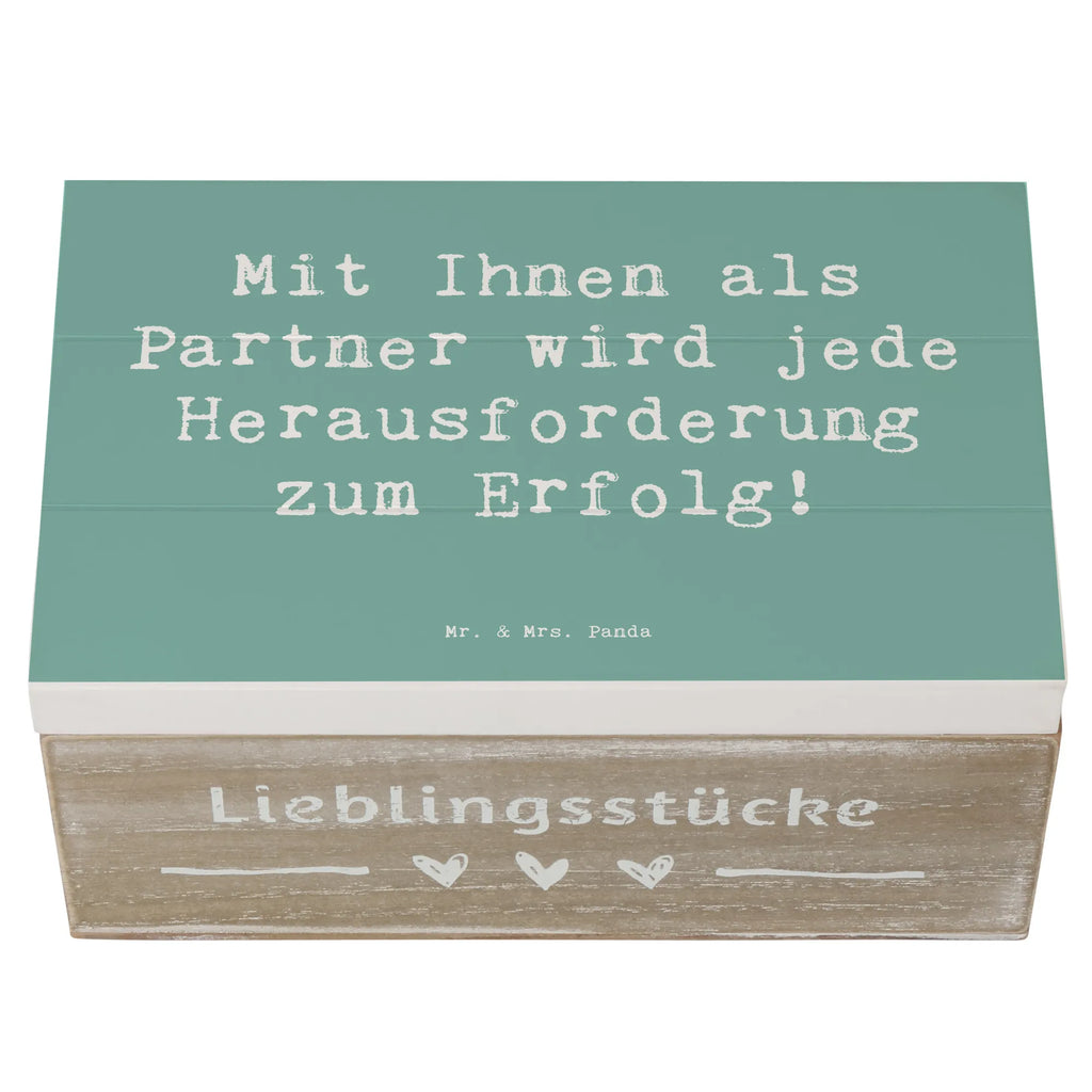 Holzkiste Mit Ihnen als Partner wird jede Herausforderung zum Erfolg! Holzkiste, Kiste, Schatzkiste, Truhe, Schatulle, XXL, Erinnerungsbox, Erinnerungskiste, Dekokiste, Aufbewahrungsbox, Geschenkbox, Geschenkdose