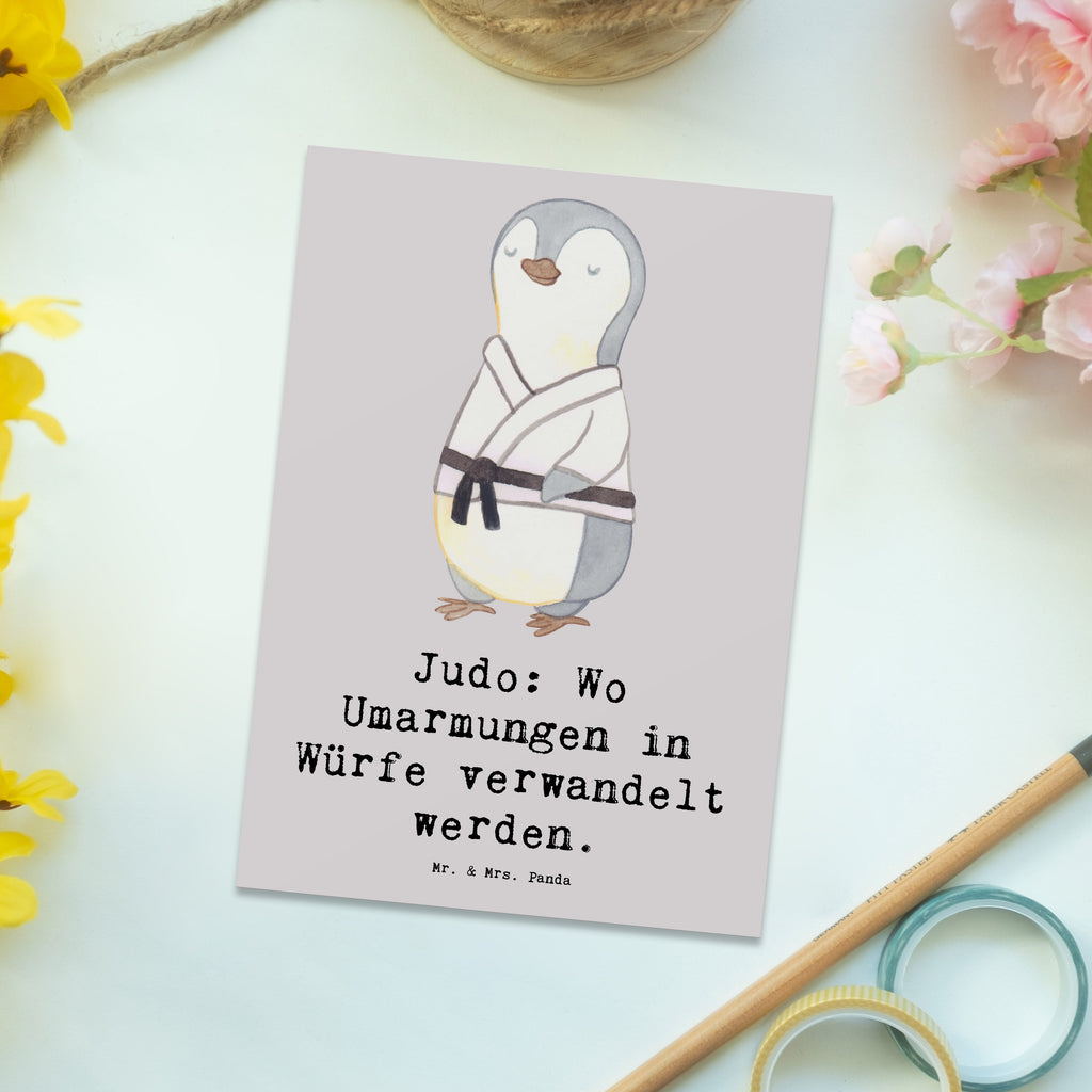 Postkarte Judo Umarmungen Postkarte, Karte, Geschenkkarte, Grußkarte, Einladung, Ansichtskarte, Geburtstagskarte, Einladungskarte, Dankeskarte, Ansichtskarten, Einladung Geburtstag, Einladungskarten Geburtstag, Geschenk, Sport, Sportart, Hobby, Schenken, Danke, Dankeschön, Auszeichnung, Gewinn, Sportler