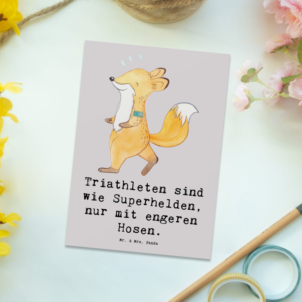 Postkarte Triathlon Superheld Postkarte, Karte, Geschenkkarte, Grußkarte, Einladung, Ansichtskarte, Geburtstagskarte, Einladungskarte, Dankeskarte, Ansichtskarten, Einladung Geburtstag, Einladungskarten Geburtstag, Geschenk, Sport, Sportart, Hobby, Schenken, Danke, Dankeschön, Auszeichnung, Gewinn, Sportler