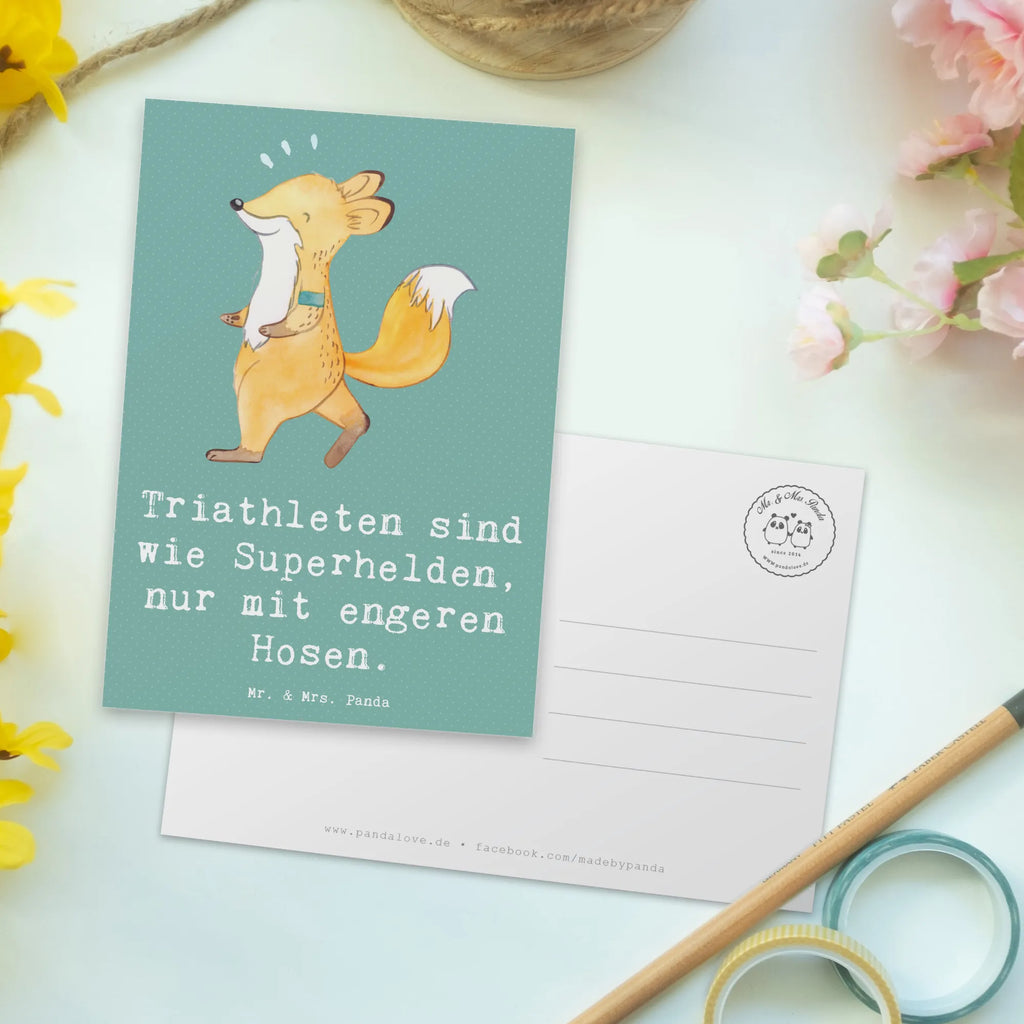 Postkarte Triathlon Superheld Postkarte, Karte, Geschenkkarte, Grußkarte, Einladung, Ansichtskarte, Geburtstagskarte, Einladungskarte, Dankeskarte, Ansichtskarten, Einladung Geburtstag, Einladungskarten Geburtstag, Geschenk, Sport, Sportart, Hobby, Schenken, Danke, Dankeschön, Auszeichnung, Gewinn, Sportler