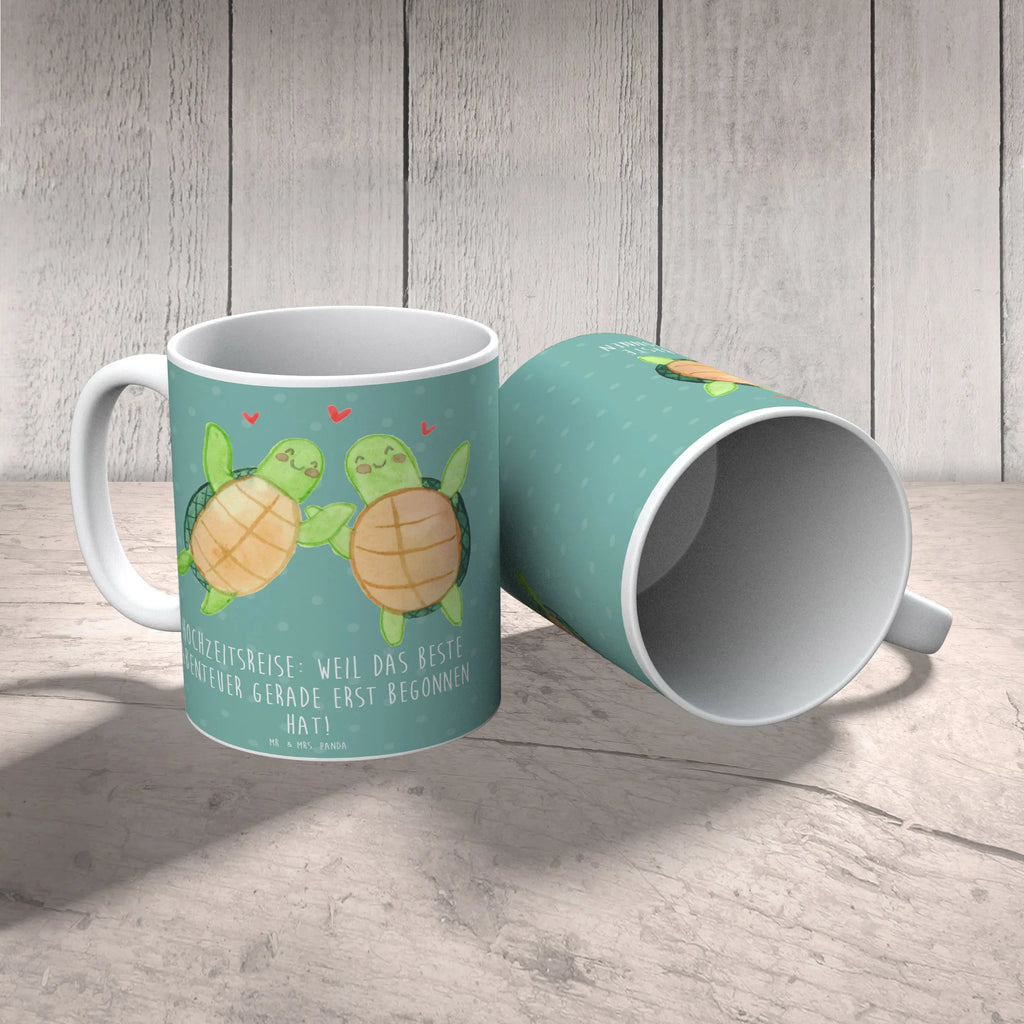 Tasse Hochzeitsreise Abenteuer Tasse, Kaffeetasse, Teetasse, Becher, Kaffeebecher, Teebecher, Keramiktasse, Porzellantasse, Büro Tasse, Geschenk Tasse, Tasse Sprüche, Tasse Motive, Kaffeetassen, Tasse bedrucken, Designer Tasse, Cappuccino Tassen, Schöne Teetassen, Hochzeit, Hochzeitsgeschenk, Ehe, Hochzeitsfeier, Trauung, Trauungsgeschenk, Hochzeitskarte, Verlobungsfeier, Verlobungsgeschenk, Hochzeitsgeschenkideen, Hochzeitsgeschenke für Brautpaar