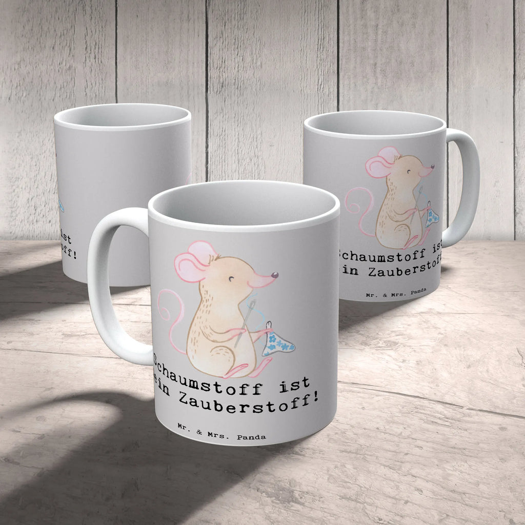 Tasse Zauber der Polsterin Tasse, Kaffeetasse, Teetasse, Becher, Kaffeebecher, Teebecher, Keramiktasse, Porzellantasse, Büro Tasse, Geschenk Tasse, Tasse Sprüche, Tasse Motive, Kaffeetassen, Tasse bedrucken, Designer Tasse, Cappuccino Tassen, Schöne Teetassen, Beruf, Ausbildung, Jubiläum, Abschied, Rente, Kollege, Kollegin, Geschenk, Schenken, Arbeitskollege, Mitarbeiter, Firma, Danke, Dankeschön