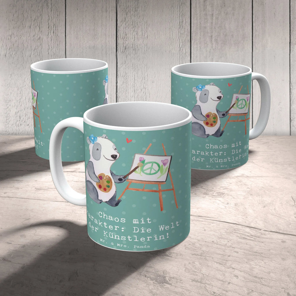 Tasse Künstlerin Chaos Tasse, Kaffeetasse, Teetasse, Becher, Kaffeebecher, Teebecher, Keramiktasse, Porzellantasse, Büro Tasse, Geschenk Tasse, Tasse Sprüche, Tasse Motive, Kaffeetassen, Tasse bedrucken, Designer Tasse, Cappuccino Tassen, Schöne Teetassen, Beruf, Ausbildung, Jubiläum, Abschied, Rente, Kollege, Kollegin, Geschenk, Schenken, Arbeitskollege, Mitarbeiter, Firma, Danke, Dankeschön