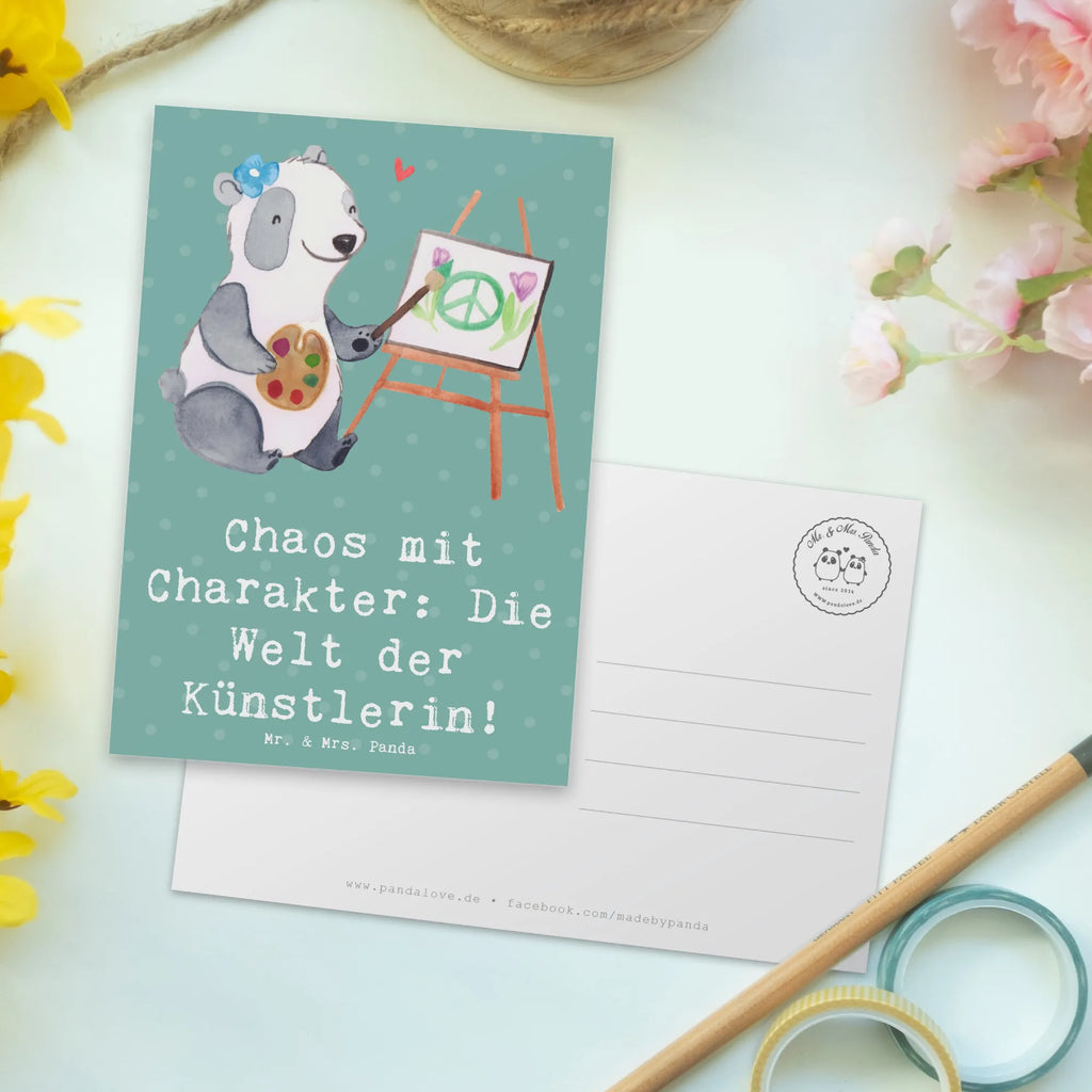 Postkarte Künstlerin Chaos Postkarte, Karte, Geschenkkarte, Grußkarte, Einladung, Ansichtskarte, Geburtstagskarte, Einladungskarte, Dankeskarte, Ansichtskarten, Einladung Geburtstag, Einladungskarten Geburtstag, Beruf, Ausbildung, Jubiläum, Abschied, Rente, Kollege, Kollegin, Geschenk, Schenken, Arbeitskollege, Mitarbeiter, Firma, Danke, Dankeschön