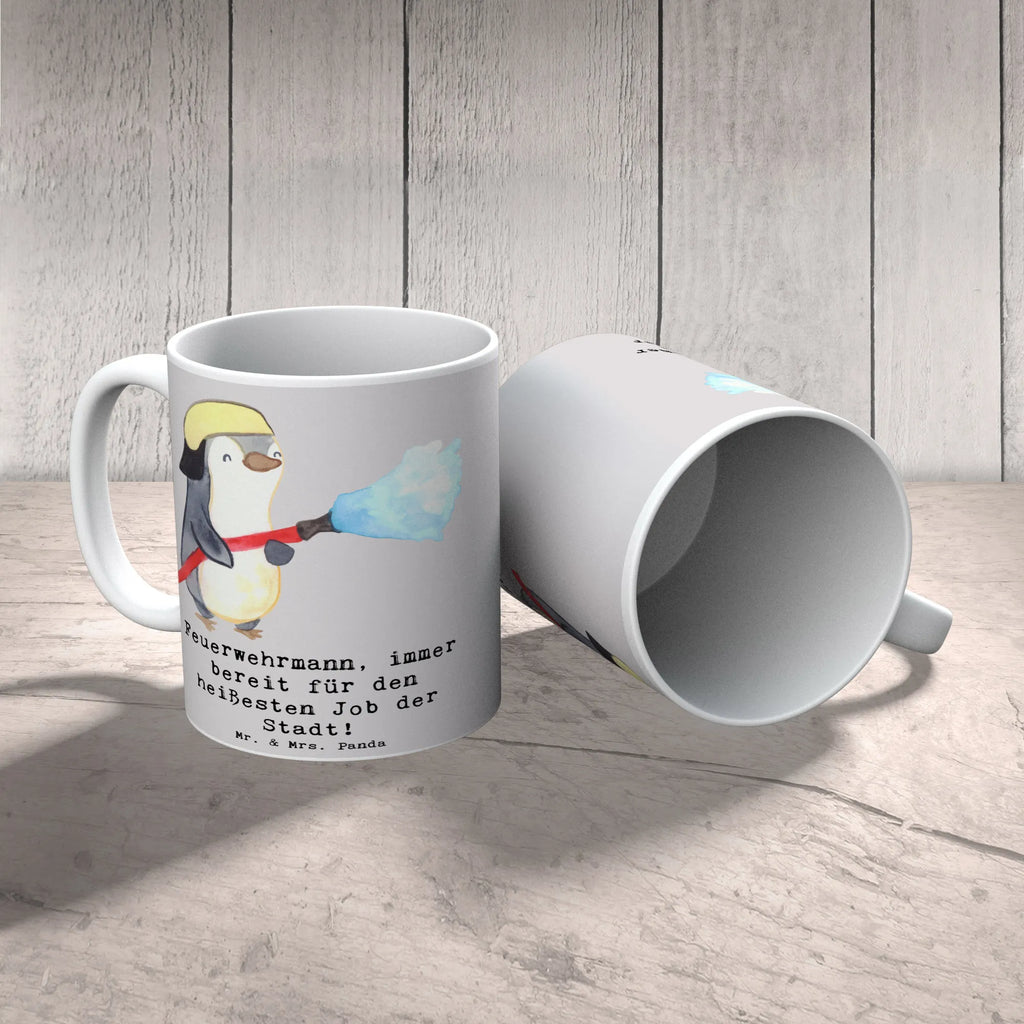 Tasse Feuerwehrmann Held Tasse, Kaffeetasse, Teetasse, Becher, Kaffeebecher, Teebecher, Keramiktasse, Porzellantasse, Büro Tasse, Geschenk Tasse, Tasse Sprüche, Tasse Motive, Kaffeetassen, Tasse bedrucken, Designer Tasse, Cappuccino Tassen, Schöne Teetassen, Beruf, Ausbildung, Jubiläum, Abschied, Rente, Kollege, Kollegin, Geschenk, Schenken, Arbeitskollege, Mitarbeiter, Firma, Danke, Dankeschön