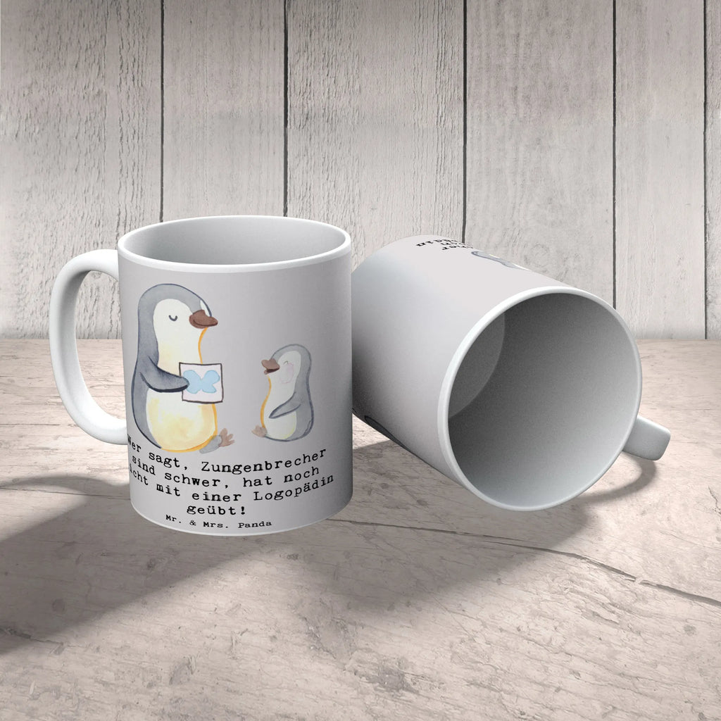 Tasse Training mit Logopädin Tasse, Kaffeetasse, Teetasse, Becher, Kaffeebecher, Teebecher, Keramiktasse, Porzellantasse, Büro Tasse, Geschenk Tasse, Tasse Sprüche, Tasse Motive, Kaffeetassen, Tasse bedrucken, Designer Tasse, Cappuccino Tassen, Schöne Teetassen, Beruf, Ausbildung, Jubiläum, Abschied, Rente, Kollege, Kollegin, Geschenk, Schenken, Arbeitskollege, Mitarbeiter, Firma, Danke, Dankeschön