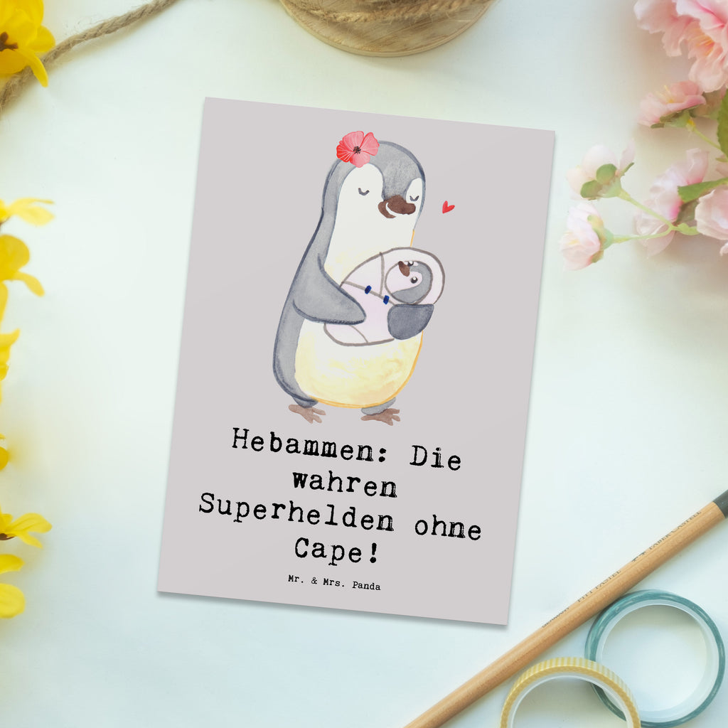 Postkarte Hebamme Superheld Postkarte, Karte, Geschenkkarte, Grußkarte, Einladung, Ansichtskarte, Geburtstagskarte, Einladungskarte, Dankeskarte, Ansichtskarten, Einladung Geburtstag, Einladungskarten Geburtstag, Beruf, Ausbildung, Jubiläum, Abschied, Rente, Kollege, Kollegin, Geschenk, Schenken, Arbeitskollege, Mitarbeiter, Firma, Danke, Dankeschön