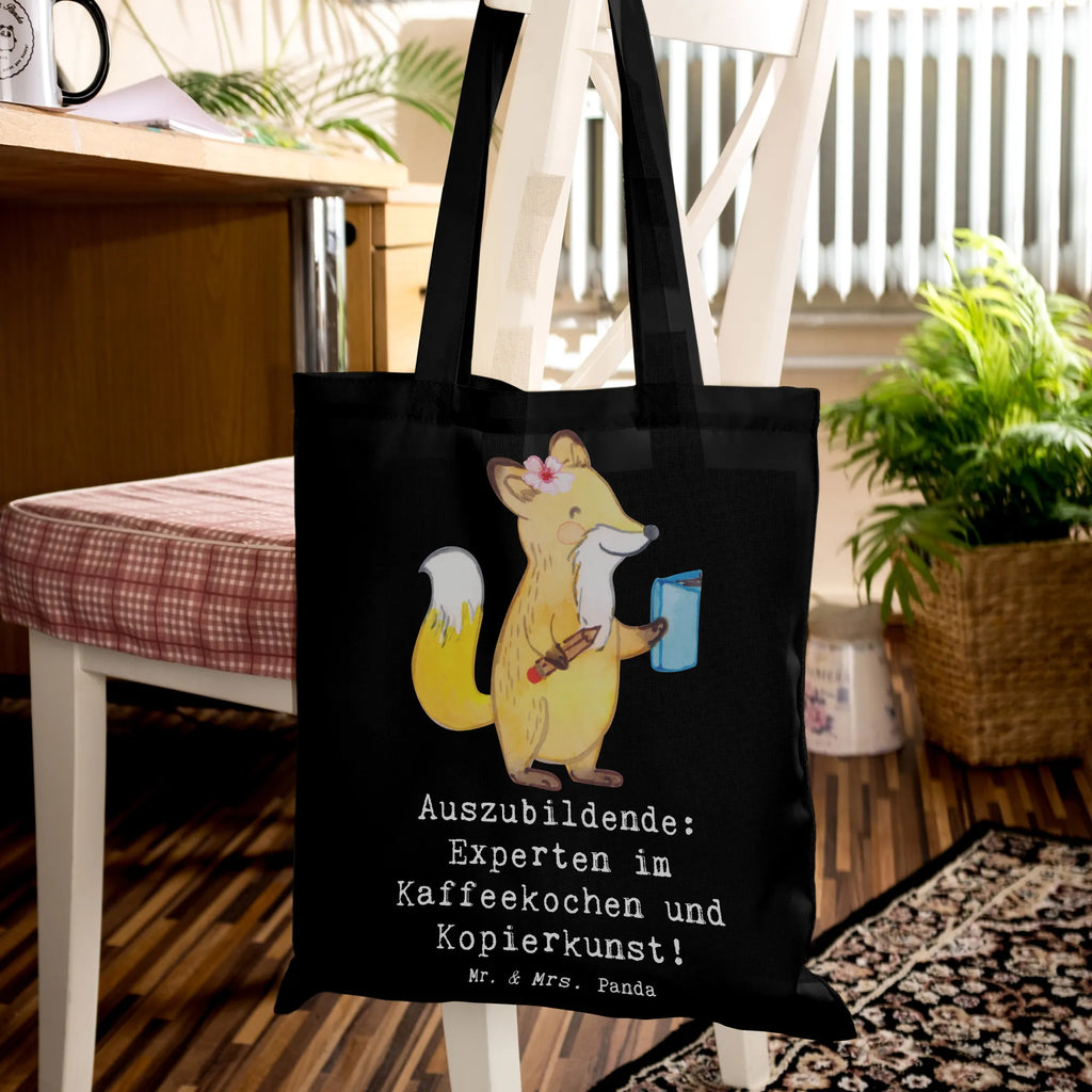 Tragetasche Auszubildende Kaffeekünstler Beuteltasche, Beutel, Einkaufstasche, Jutebeutel, Stoffbeutel, Tasche, Shopper, Umhängetasche, Strandtasche, Schultertasche, Stofftasche, Tragetasche, Badetasche, Jutetasche, Einkaufstüte, Laptoptasche, Beruf, Ausbildung, Jubiläum, Abschied, Rente, Kollege, Kollegin, Geschenk, Schenken, Arbeitskollege, Mitarbeiter, Firma, Danke, Dankeschön