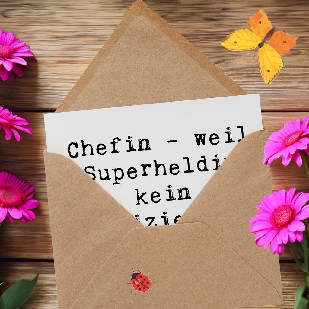 Deluxe Karte Spruch Chefin - weil 'Superheldin' kein offizieller Berufstitel ist. Karte, Grußkarte, Klappkarte, Einladungskarte, Glückwunschkarte, Hochzeitskarte, Geburtstagskarte, Hochwertige Grußkarte, Hochwertige Klappkarte, Beruf, Ausbildung, Jubiläum, Abschied, Rente, Kollege, Kollegin, Geschenk, Schenken, Arbeitskollege, Mitarbeiter, Firma, Danke, Dankeschön