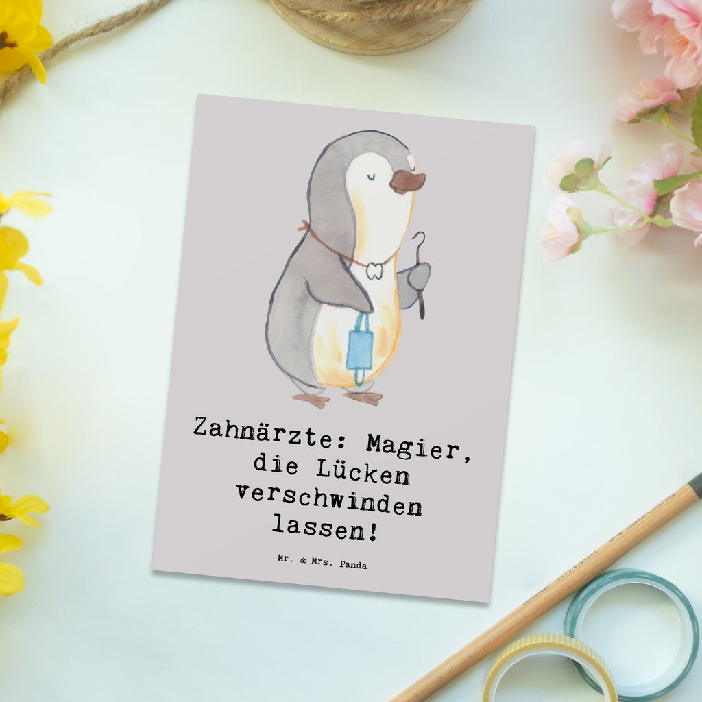 Postkarte Zahnarzt Magier Postkarte, Karte, Geschenkkarte, Grußkarte, Einladung, Ansichtskarte, Geburtstagskarte, Einladungskarte, Dankeskarte, Ansichtskarten, Einladung Geburtstag, Einladungskarten Geburtstag, Beruf, Ausbildung, Jubiläum, Abschied, Rente, Kollege, Kollegin, Geschenk, Schenken, Arbeitskollege, Mitarbeiter, Firma, Danke, Dankeschön