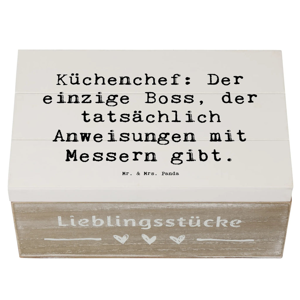 Holzkiste Spruch Küchenchef: Der einzige Boss, der tatsächlich Anweisungen mit Messern gibt. Holzkiste, Kiste, Schatzkiste, Truhe, Schatulle, XXL, Erinnerungsbox, Erinnerungskiste, Dekokiste, Aufbewahrungsbox, Geschenkbox, Geschenkdose, Beruf, Ausbildung, Jubiläum, Abschied, Rente, Kollege, Kollegin, Geschenk, Schenken, Arbeitskollege, Mitarbeiter, Firma, Danke, Dankeschön