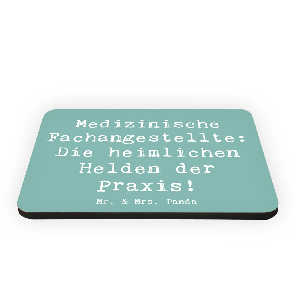 Magnet Spruch Medizinische Fachangestellte Helden Kühlschrankmagnet, Pinnwandmagnet, Souvenir Magnet, Motivmagnete, Dekomagnet, Whiteboard Magnet, Notiz Magnet, Kühlschrank Dekoration, Beruf, Ausbildung, Jubiläum, Abschied, Rente, Kollege, Kollegin, Geschenk, Schenken, Arbeitskollege, Mitarbeiter, Firma, Danke, Dankeschön