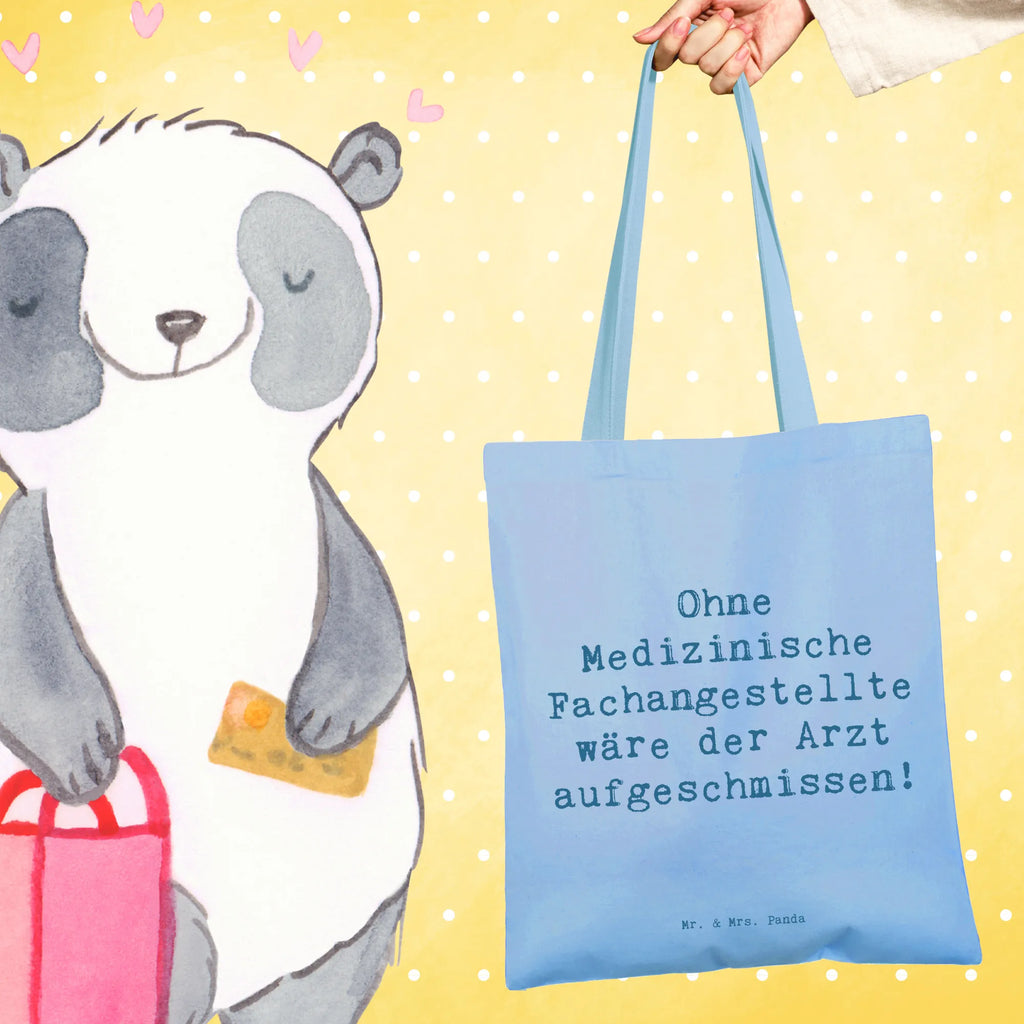 Tragetasche Spruch Ohne Medizinische Fachangestellte wäre der Arzt aufgeschmissen! Beuteltasche, Beutel, Einkaufstasche, Jutebeutel, Stoffbeutel, Tasche, Shopper, Umhängetasche, Strandtasche, Schultertasche, Stofftasche, Tragetasche, Badetasche, Jutetasche, Einkaufstüte, Laptoptasche, Beruf, Ausbildung, Jubiläum, Abschied, Rente, Kollege, Kollegin, Geschenk, Schenken, Arbeitskollege, Mitarbeiter, Firma, Danke, Dankeschön