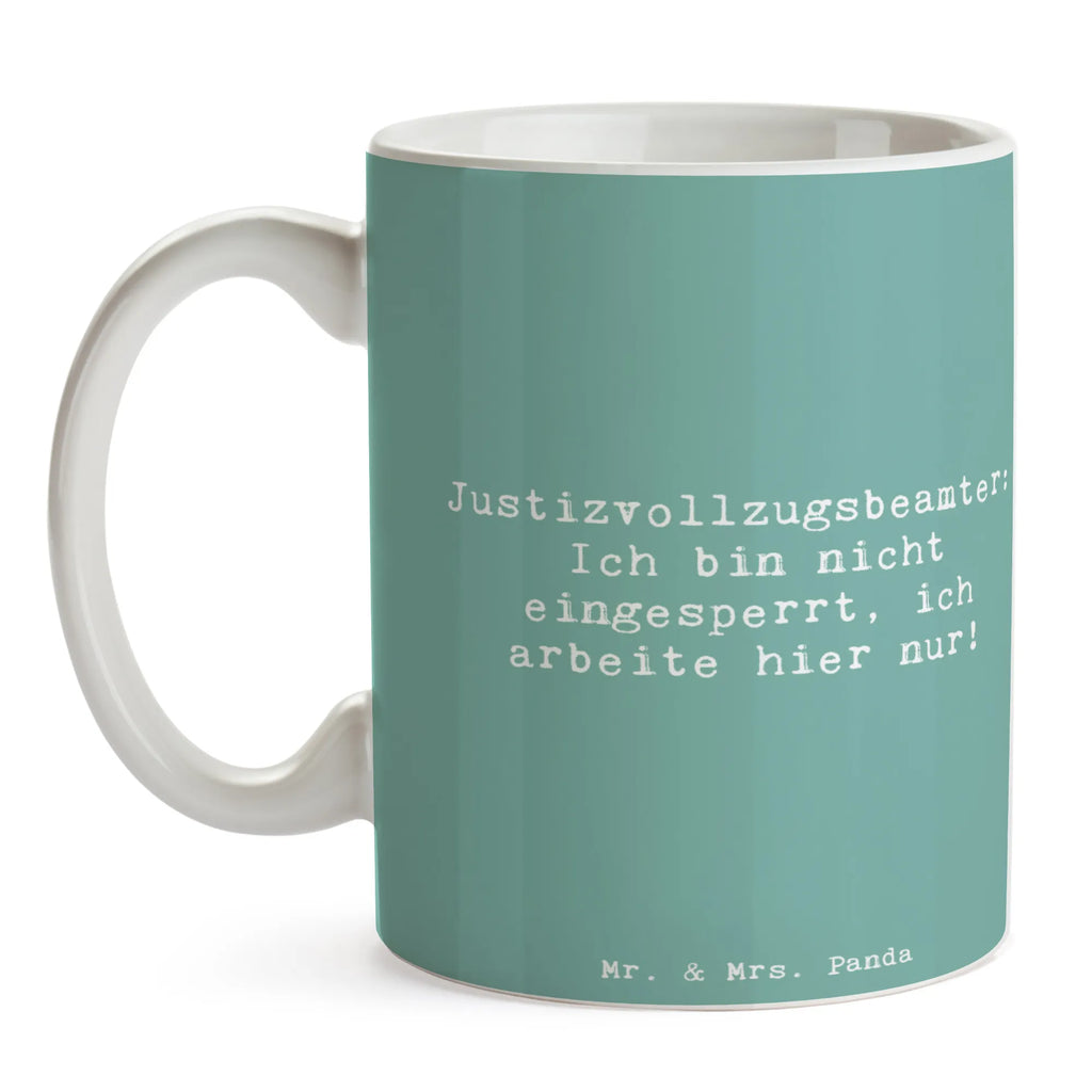 Tasse Spruch Justizvollzugsbeamter: Ich bin nicht eingesperrt, ich arbeite hier nur! Tasse, Kaffeetasse, Teetasse, Becher, Kaffeebecher, Teebecher, Keramiktasse, Porzellantasse, Büro Tasse, Geschenk Tasse, Tasse Sprüche, Tasse Motive, Kaffeetassen, Tasse bedrucken, Designer Tasse, Cappuccino Tassen, Schöne Teetassen, Beruf, Ausbildung, Jubiläum, Abschied, Rente, Kollege, Kollegin, Geschenk, Schenken, Arbeitskollege, Mitarbeiter, Firma, Danke, Dankeschön