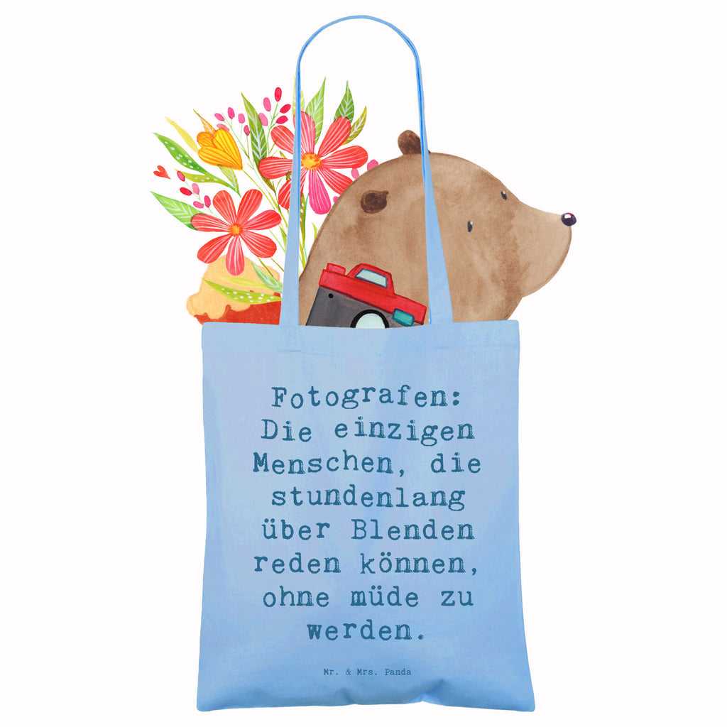 Tragetasche Spruch Fotografen: Die einzigen Menschen, die stundenlang über Blenden reden können, ohne müde zu werden. Beuteltasche, Beutel, Einkaufstasche, Jutebeutel, Stoffbeutel, Tasche, Shopper, Umhängetasche, Strandtasche, Schultertasche, Stofftasche, Tragetasche, Badetasche, Jutetasche, Einkaufstüte, Laptoptasche, Beruf, Ausbildung, Jubiläum, Abschied, Rente, Kollege, Kollegin, Geschenk, Schenken, Arbeitskollege, Mitarbeiter, Firma, Danke, Dankeschön