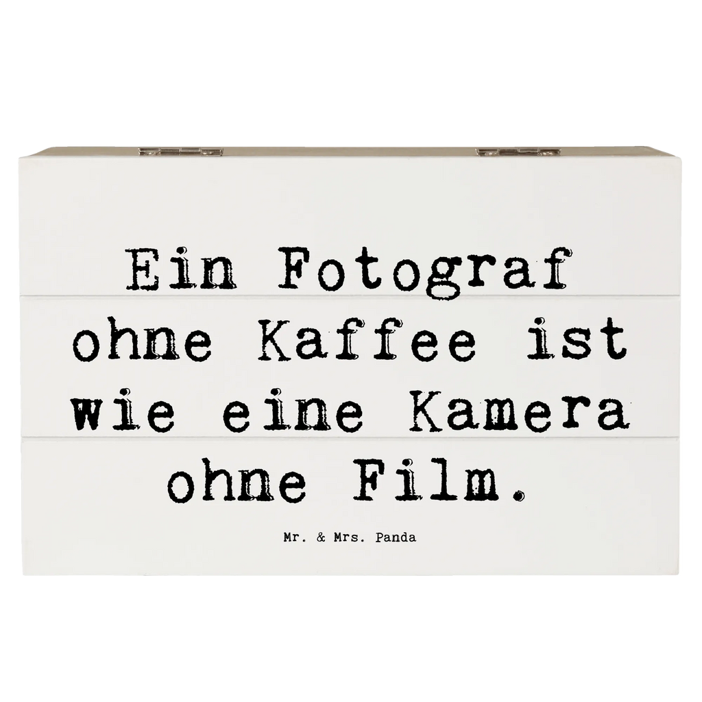 Holzkiste Spruch Ein Fotograf ohne Kaffee ist wie eine Kamera ohne Film. Holzkiste, Kiste, Schatzkiste, Truhe, Schatulle, XXL, Erinnerungsbox, Erinnerungskiste, Dekokiste, Aufbewahrungsbox, Geschenkbox, Geschenkdose, Beruf, Ausbildung, Jubiläum, Abschied, Rente, Kollege, Kollegin, Geschenk, Schenken, Arbeitskollege, Mitarbeiter, Firma, Danke, Dankeschön