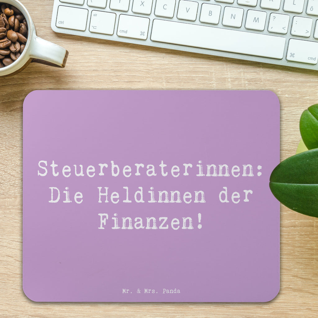 Mauspad Spruch Steuerberaterinnen: Die Heldinnen der Finanzen! Mousepad, Computer zubehör, Büroausstattung, PC Zubehör, Arbeitszimmer, Mauspad, Einzigartiges Mauspad, Designer Mauspad, Mausunterlage, Mauspad Büro, Beruf, Ausbildung, Jubiläum, Abschied, Rente, Kollege, Kollegin, Geschenk, Schenken, Arbeitskollege, Mitarbeiter, Firma, Danke, Dankeschön