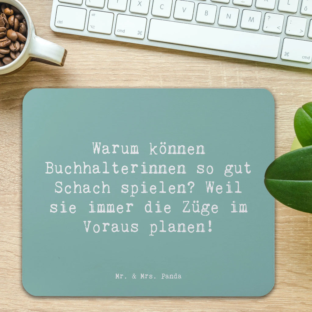 Mauspad Spruch Warum können Buchhalterinnen so gut Schach spielen? Weil sie immer die Züge im Voraus planen! Mousepad, Computer zubehör, Büroausstattung, PC Zubehör, Arbeitszimmer, Mauspad, Einzigartiges Mauspad, Designer Mauspad, Mausunterlage, Mauspad Büro, Beruf, Ausbildung, Jubiläum, Abschied, Rente, Kollege, Kollegin, Geschenk, Schenken, Arbeitskollege, Mitarbeiter, Firma, Danke, Dankeschön