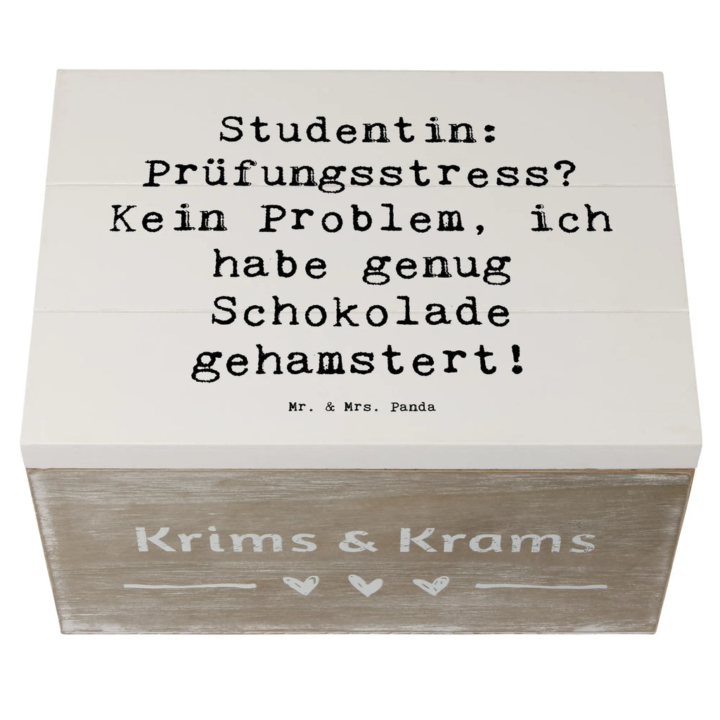 Holzkiste Spruch Studentin: Prüfungsstress? Kein Problem, ich habe genug Schokolade gehamstert! Holzkiste, Kiste, Schatzkiste, Truhe, Schatulle, XXL, Erinnerungsbox, Erinnerungskiste, Dekokiste, Aufbewahrungsbox, Geschenkbox, Geschenkdose, Beruf, Ausbildung, Jubiläum, Abschied, Rente, Kollege, Kollegin, Geschenk, Schenken, Arbeitskollege, Mitarbeiter, Firma, Danke, Dankeschön