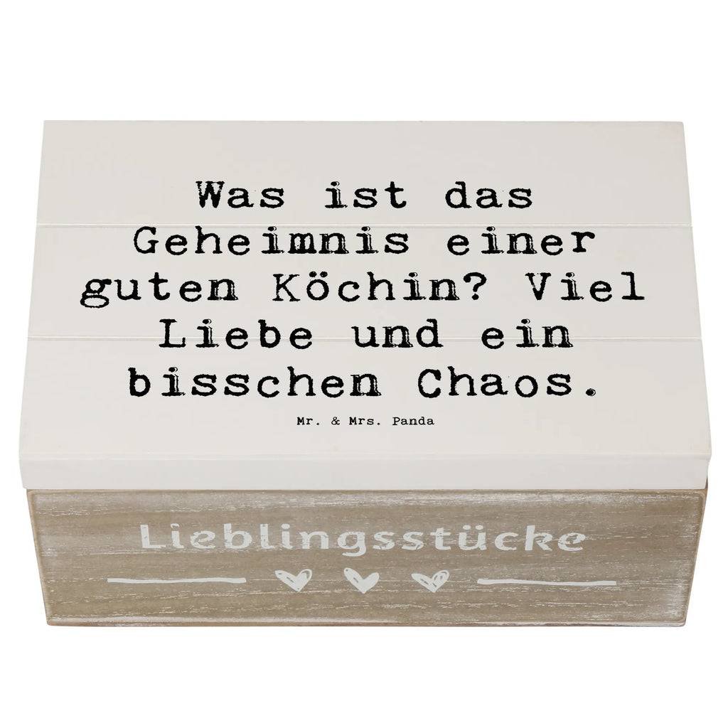 Holzkiste Spruch Was ist das Geheimnis einer guten Köchin? Viel Liebe und ein bisschen Chaos. Holzkiste, Kiste, Schatzkiste, Truhe, Schatulle, XXL, Erinnerungsbox, Erinnerungskiste, Dekokiste, Aufbewahrungsbox, Geschenkbox, Geschenkdose, Beruf, Ausbildung, Jubiläum, Abschied, Rente, Kollege, Kollegin, Geschenk, Schenken, Arbeitskollege, Mitarbeiter, Firma, Danke, Dankeschön